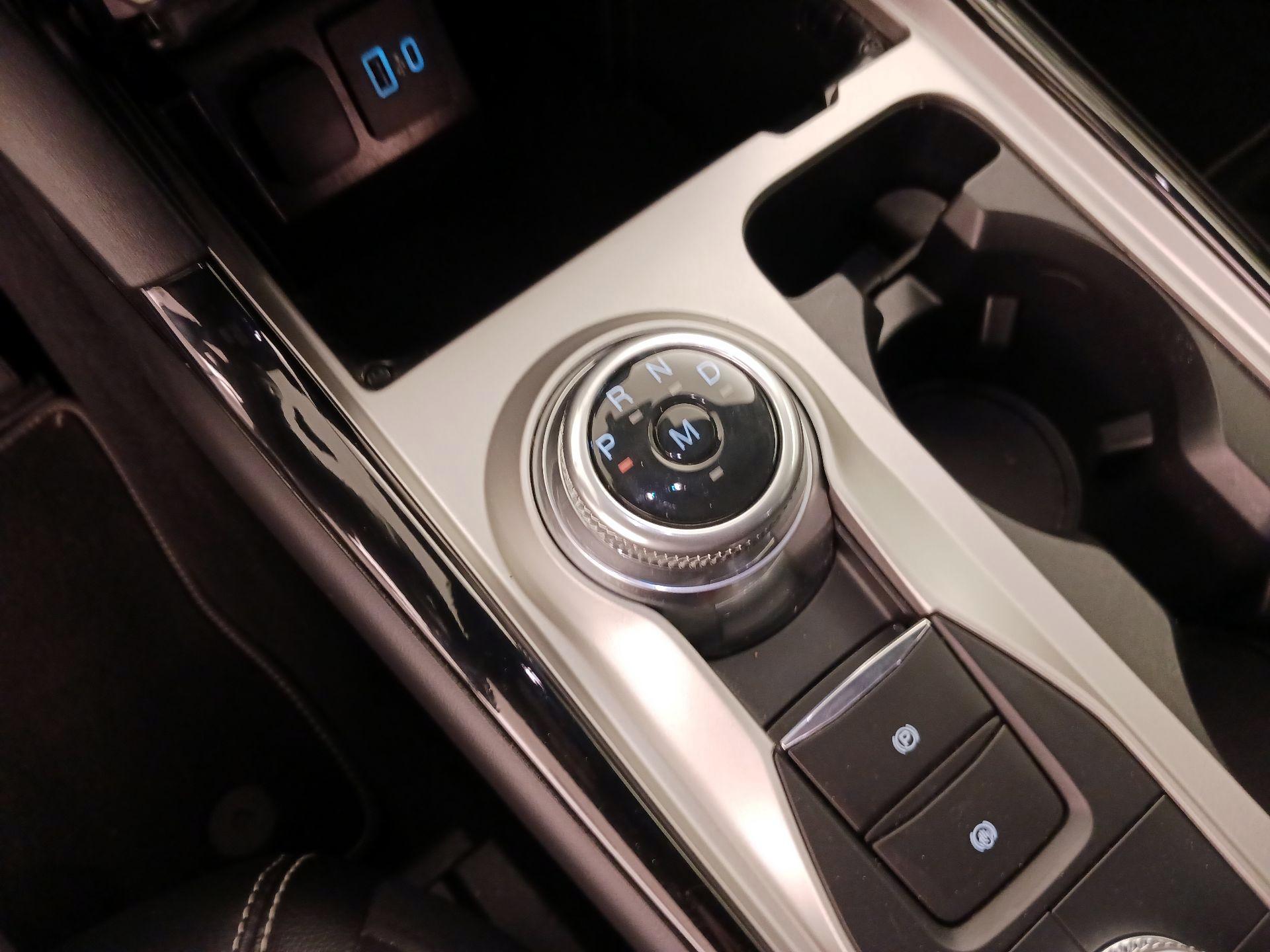 Thumbnail: 2023 Ford Explorer - 18