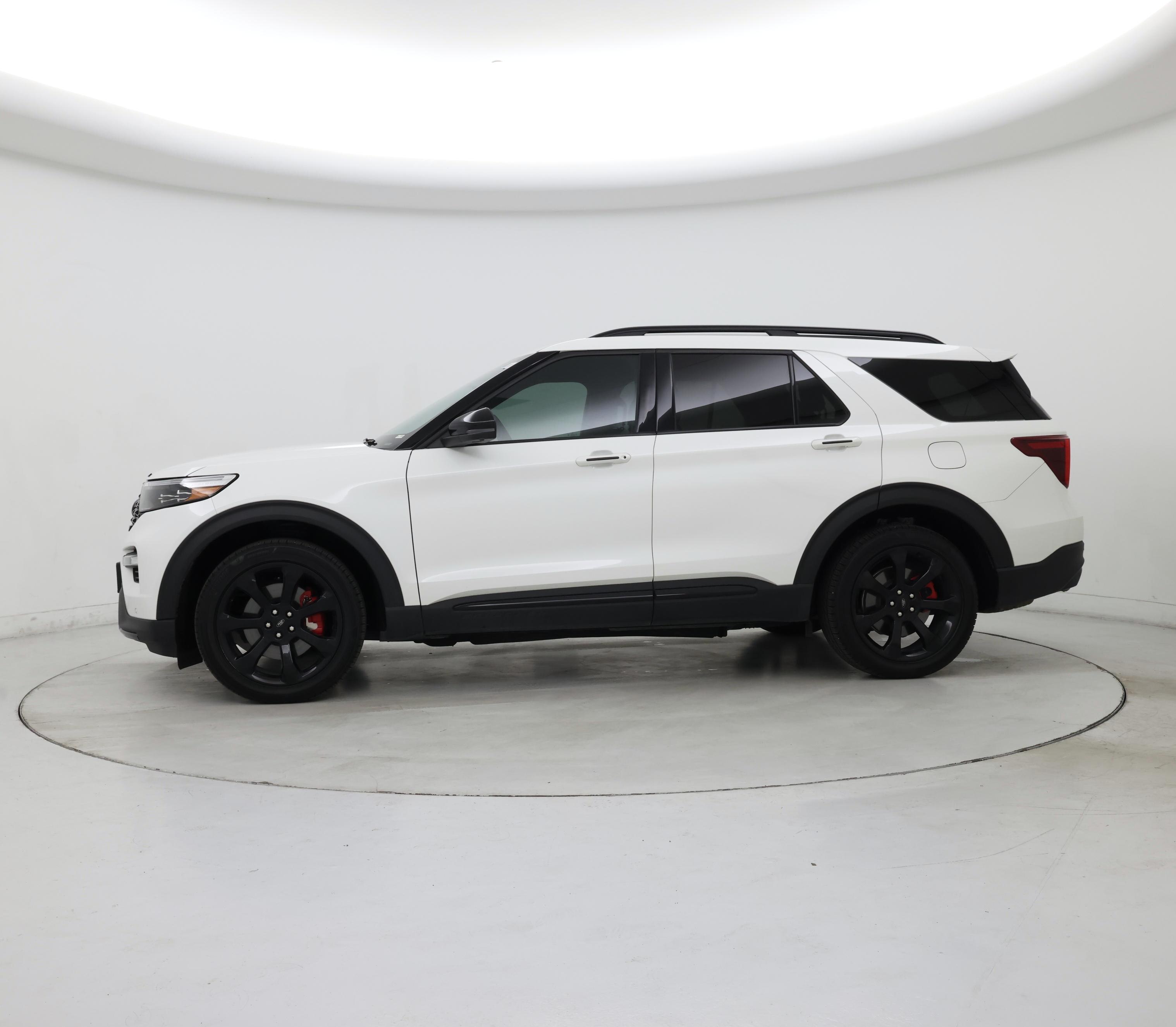 Thumbnail: 2023 Ford Explorer - 3