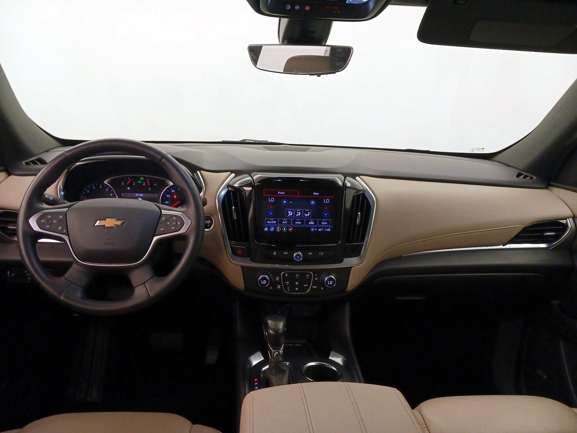 Thumbnail: 2022 Chevrolet Traverse - 9