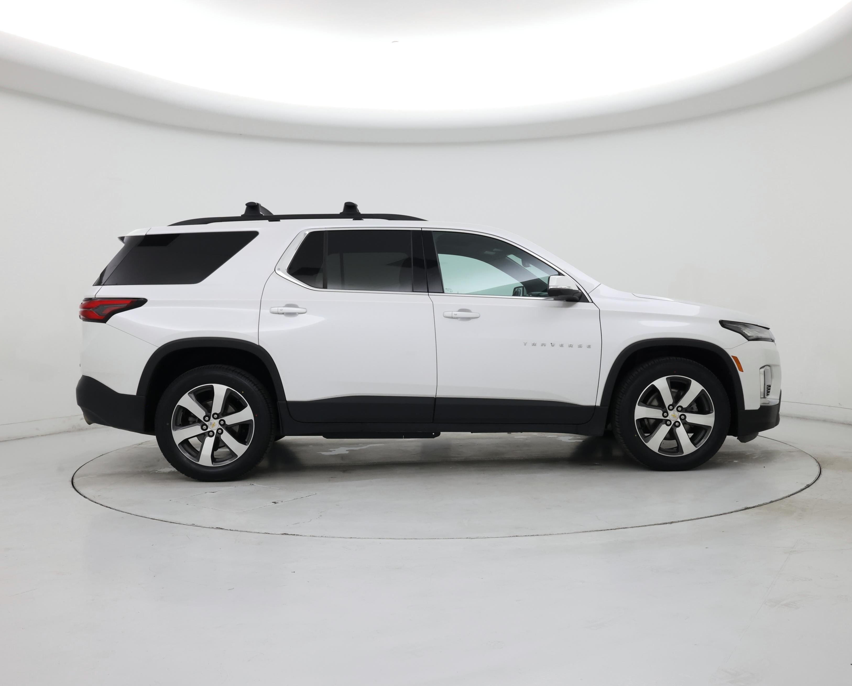 Thumbnail: 2022 Chevrolet Traverse - 7