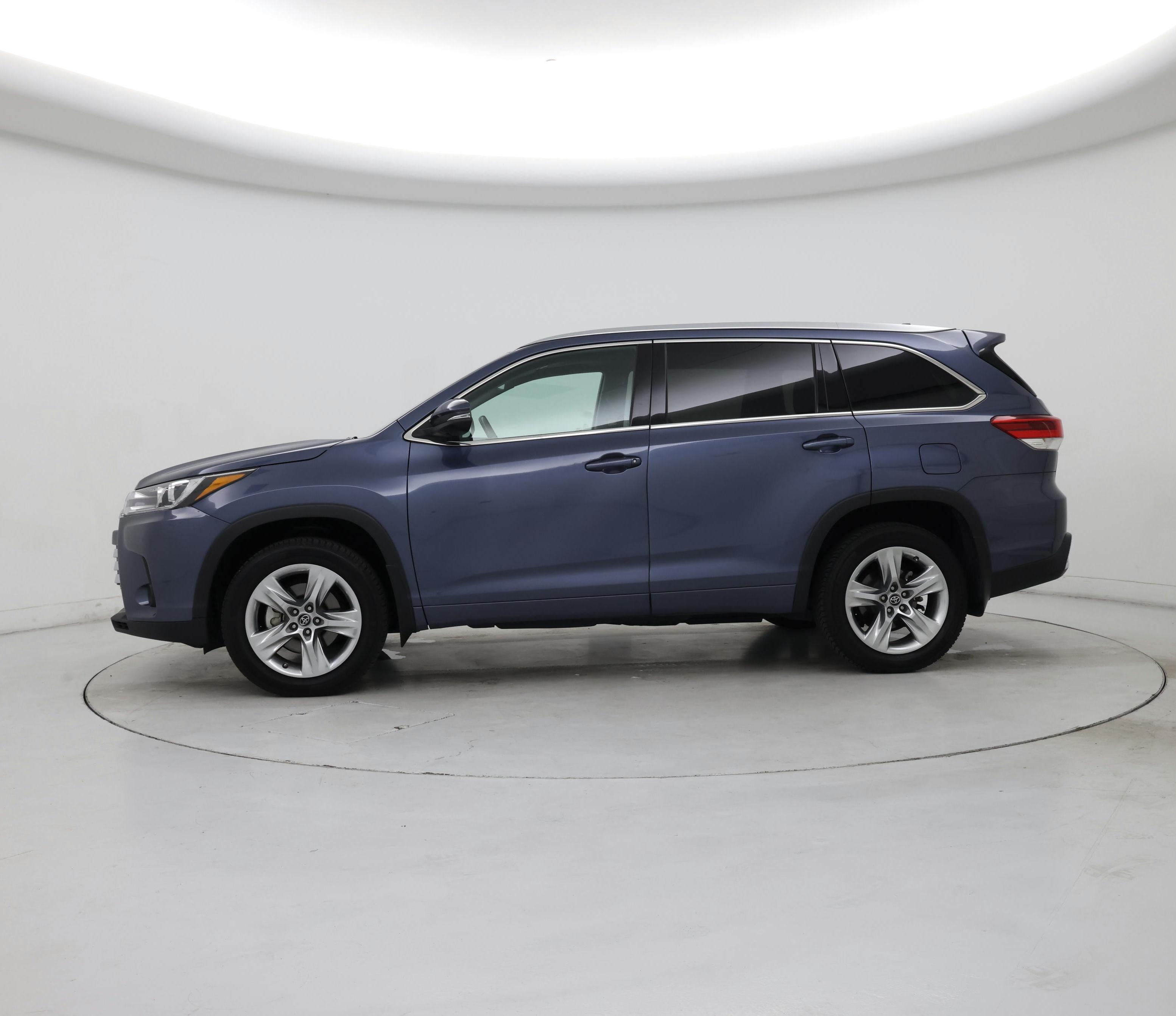 Thumbnail: 2017 Toyota Highlander - 3