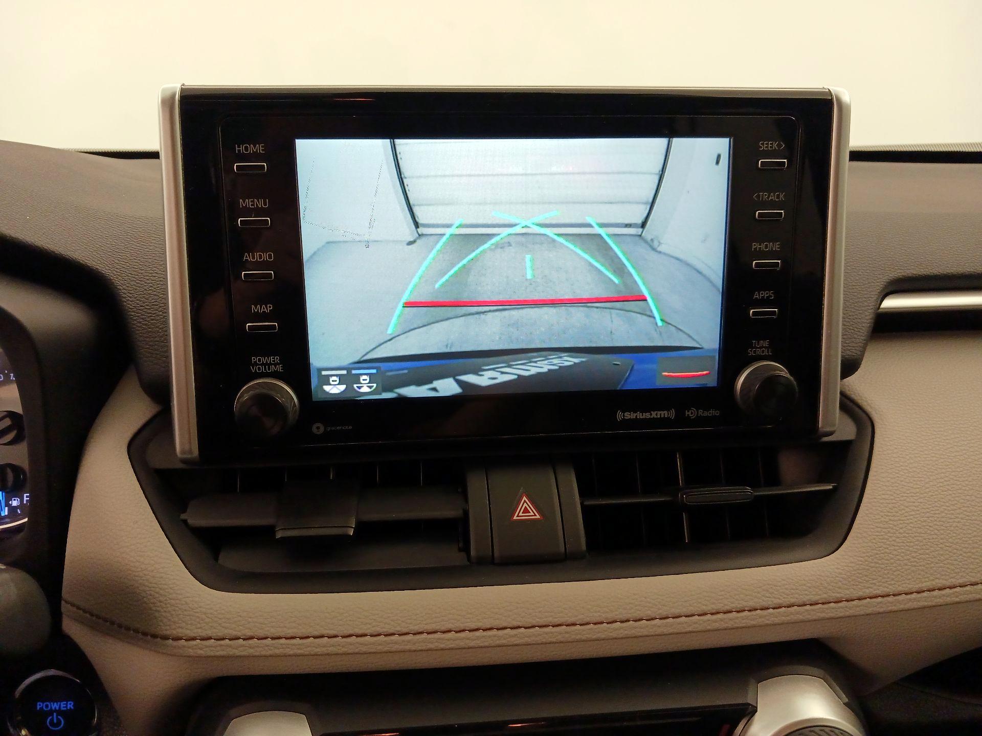 Thumbnail: 2019 Toyota RAV4 - 15