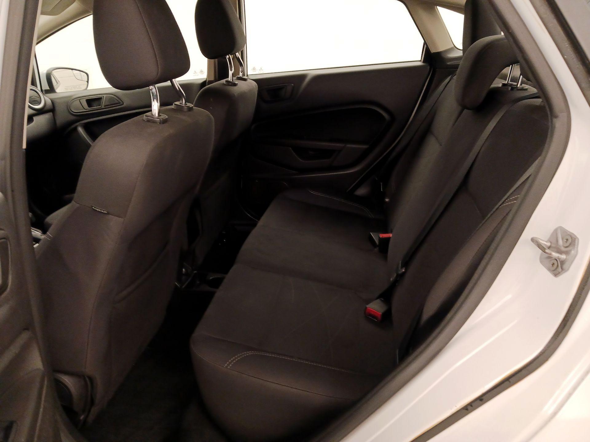 Thumbnail: 2017 Ford Fiesta - 18