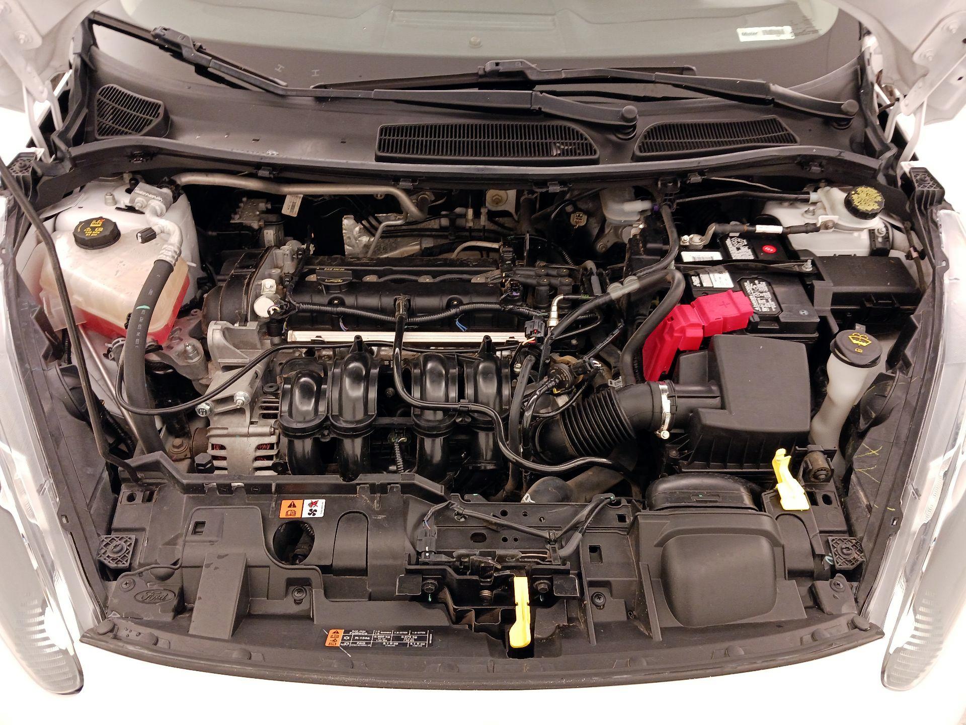 Thumbnail: 2017 Ford Fiesta - 20