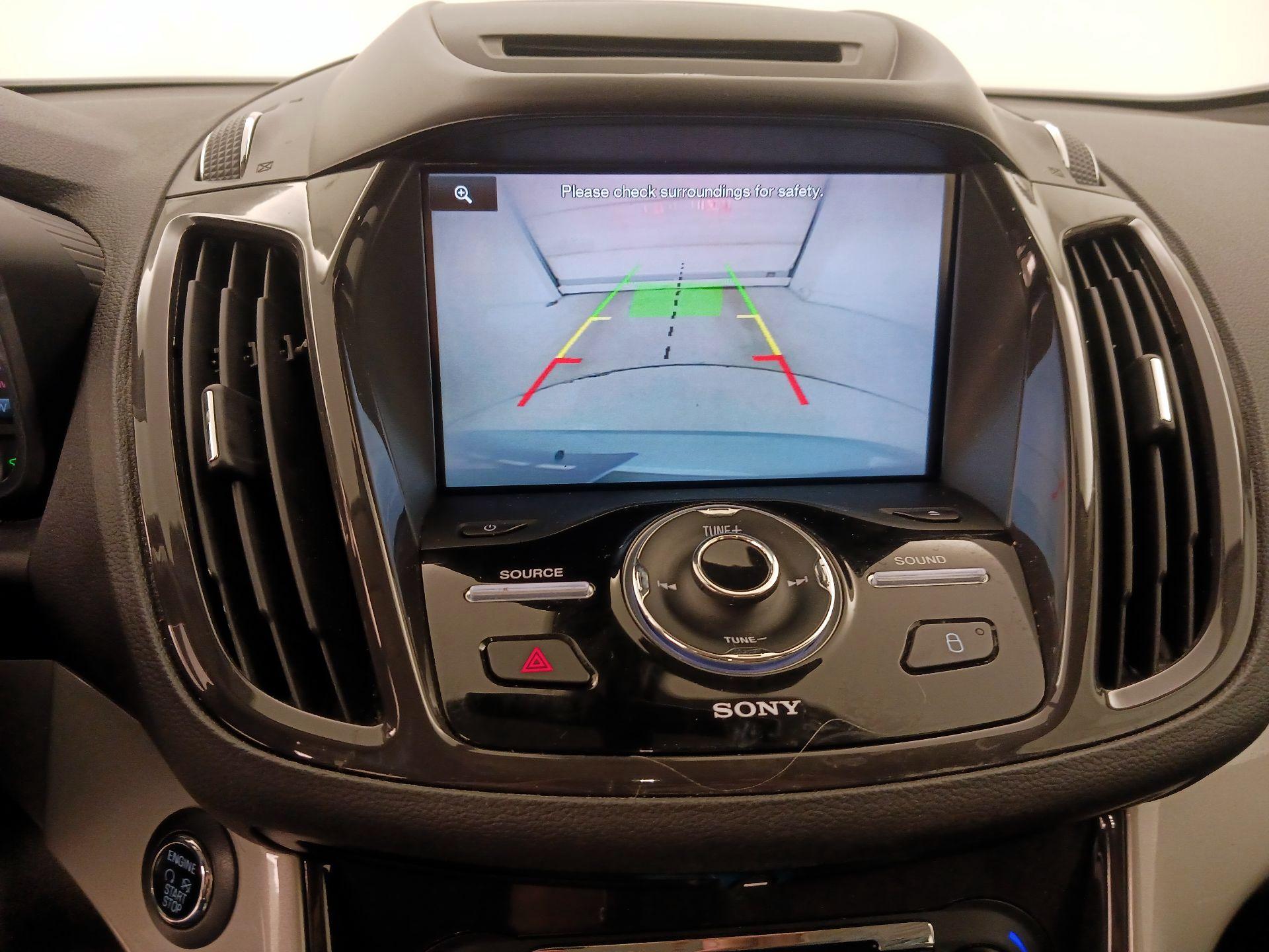 Thumbnail: 2014 Ford C-Max - 15