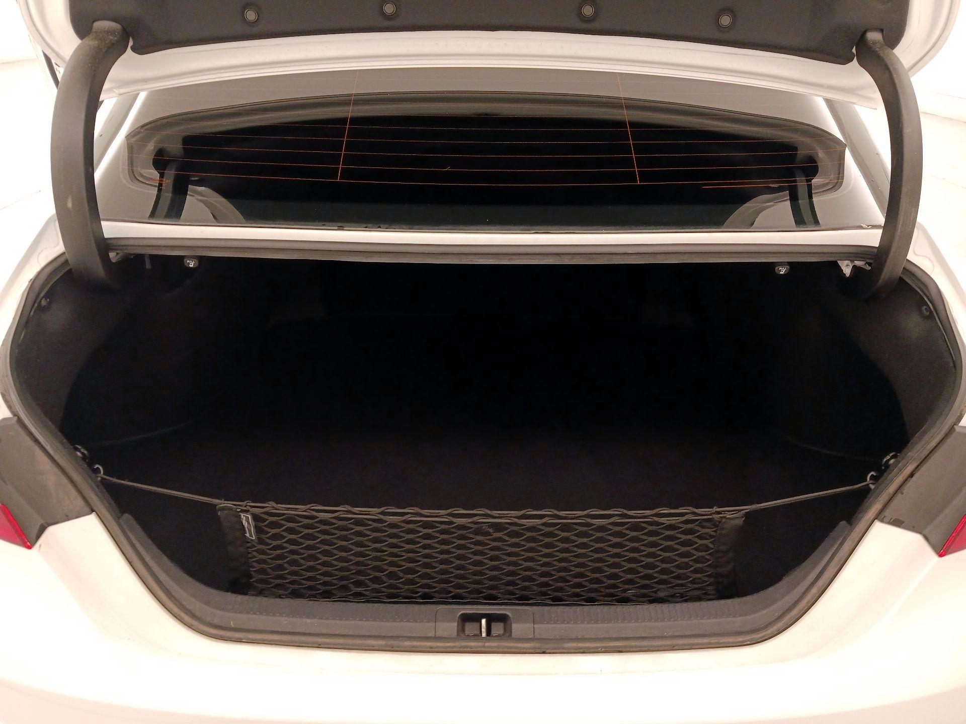 Thumbnail: 2020 Toyota Camry - 20