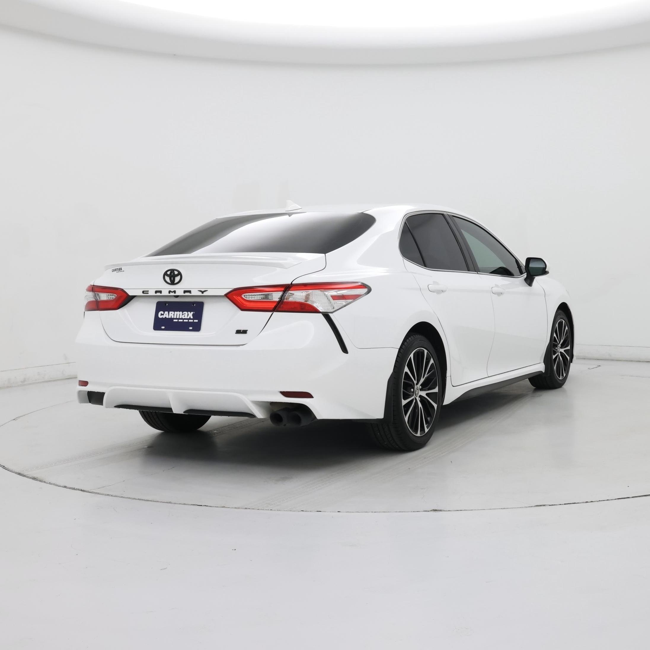 Thumbnail: 2020 Toyota Camry - 8