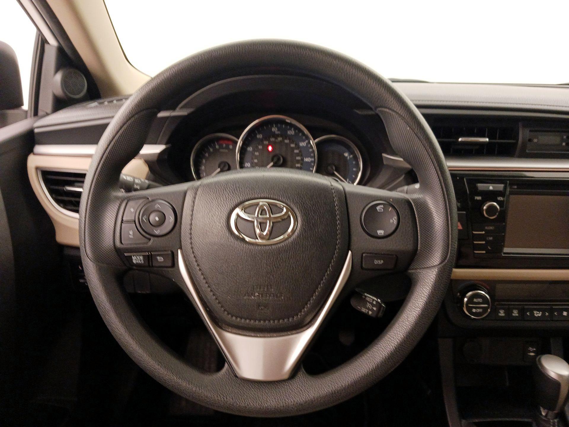 Thumbnail: 2014 Toyota Corolla - 10