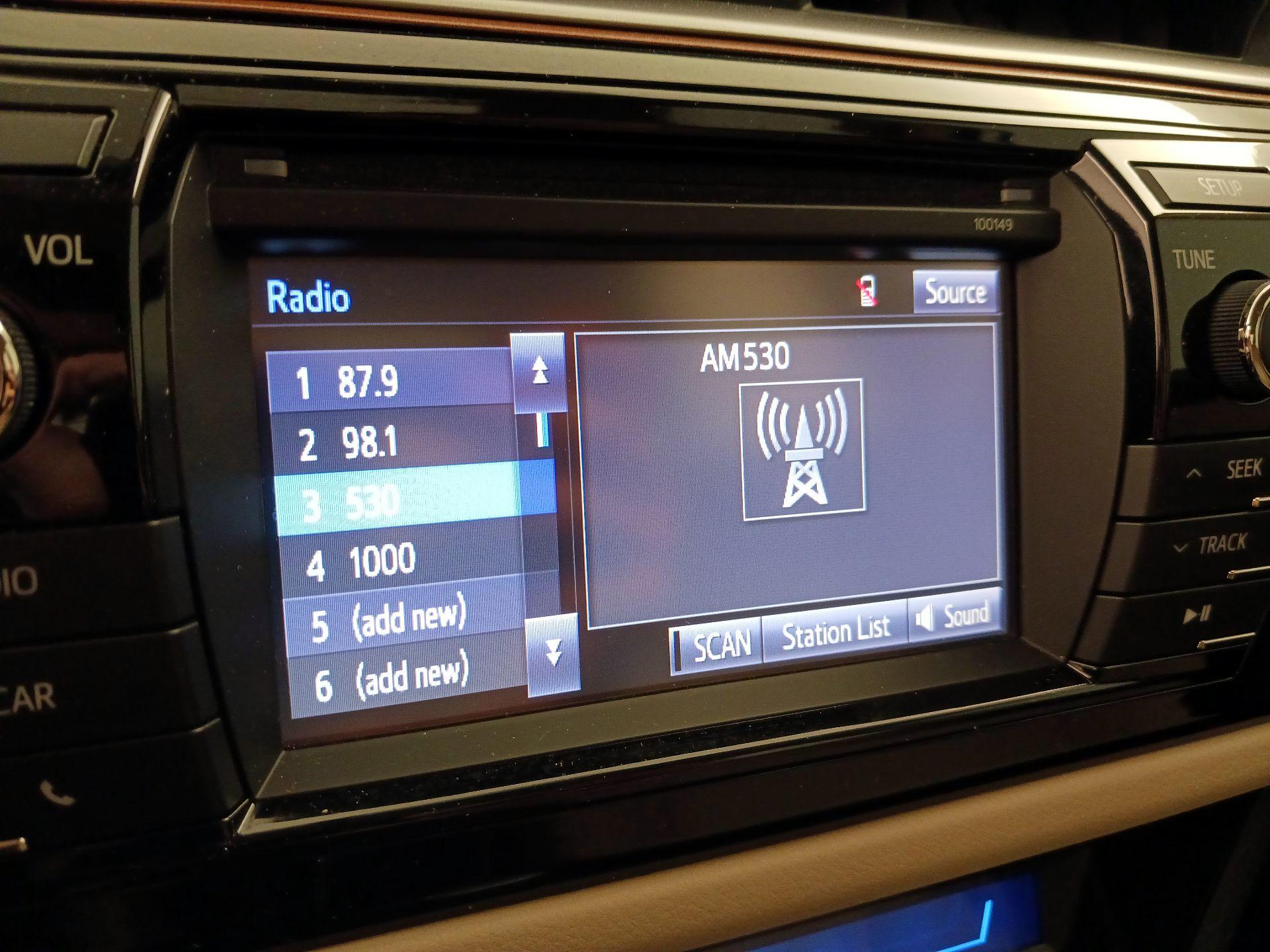 Thumbnail: 2014 Toyota Corolla - 15