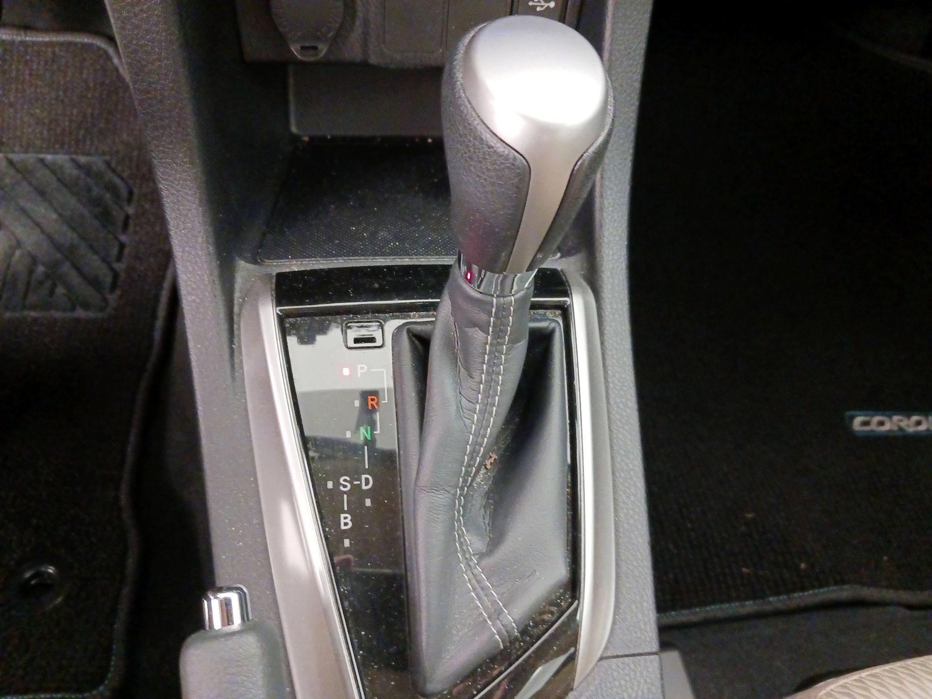 Thumbnail: 2014 Toyota Corolla - 17