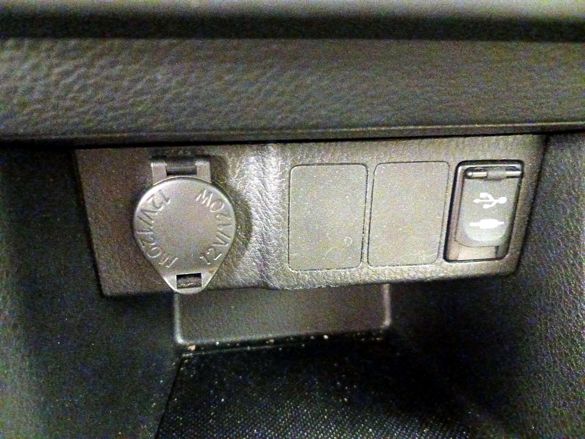 Thumbnail: 2014 Toyota Corolla - 18