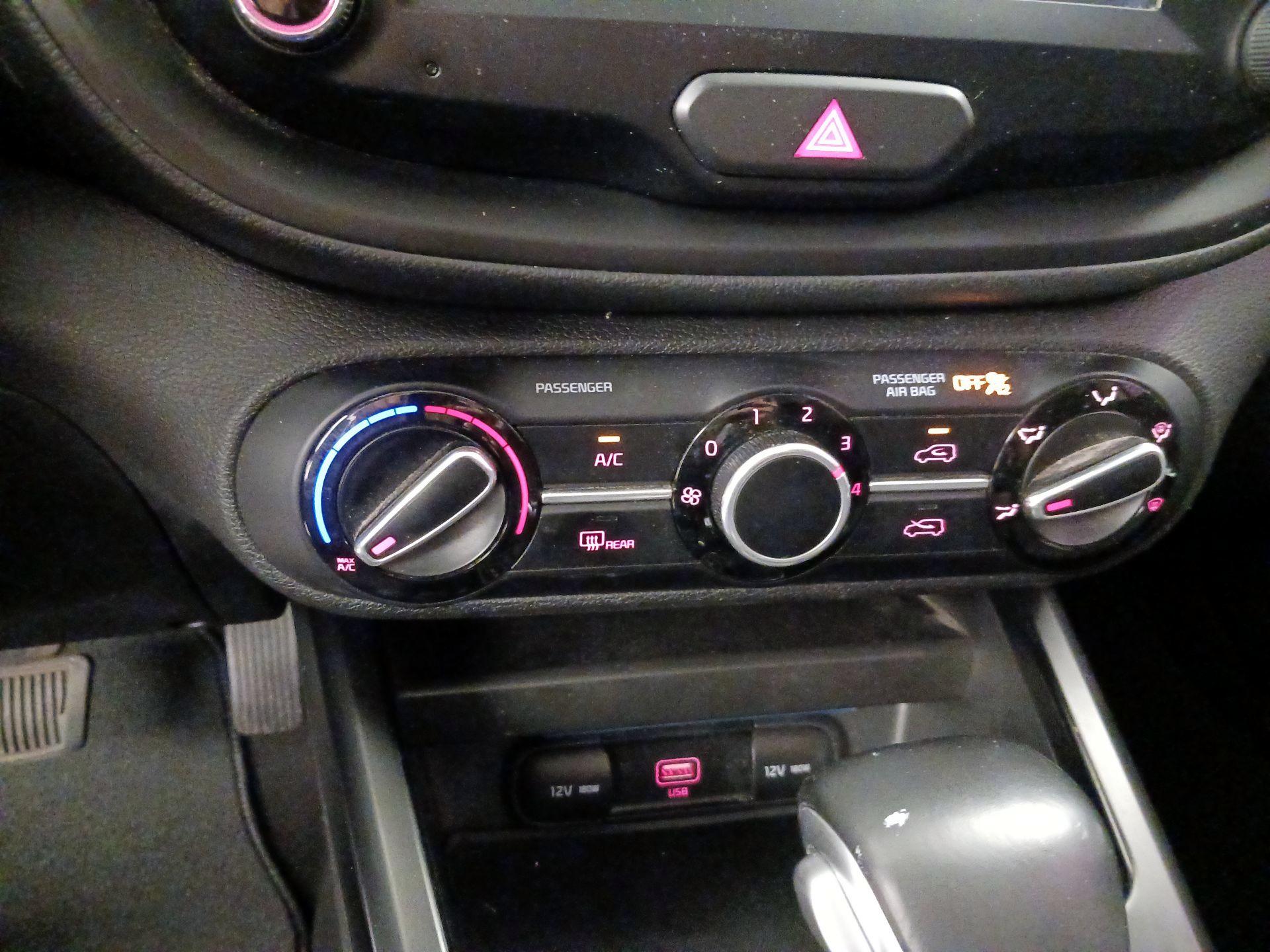 Thumbnail: 2021 Kia Soul - 16