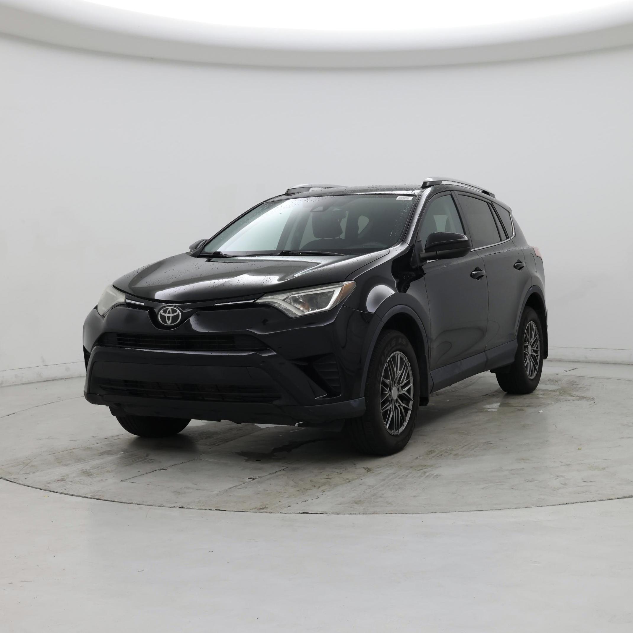 Thumbnail: 2017 Toyota RAV4 - 4