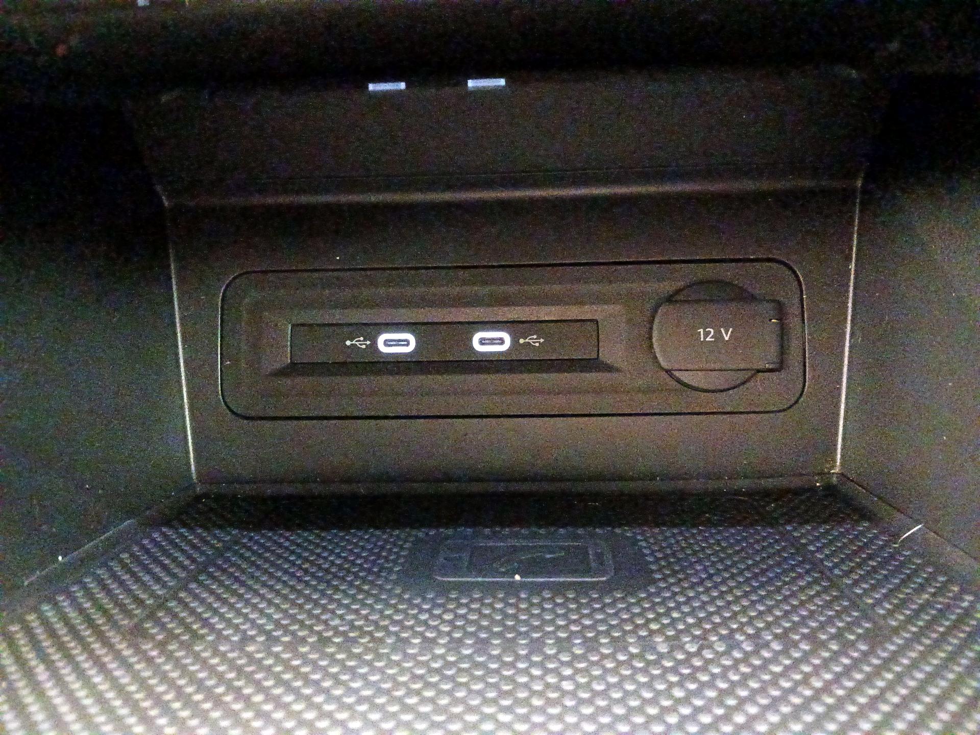 Thumbnail: 2023 Volkswagen Atlas - 18