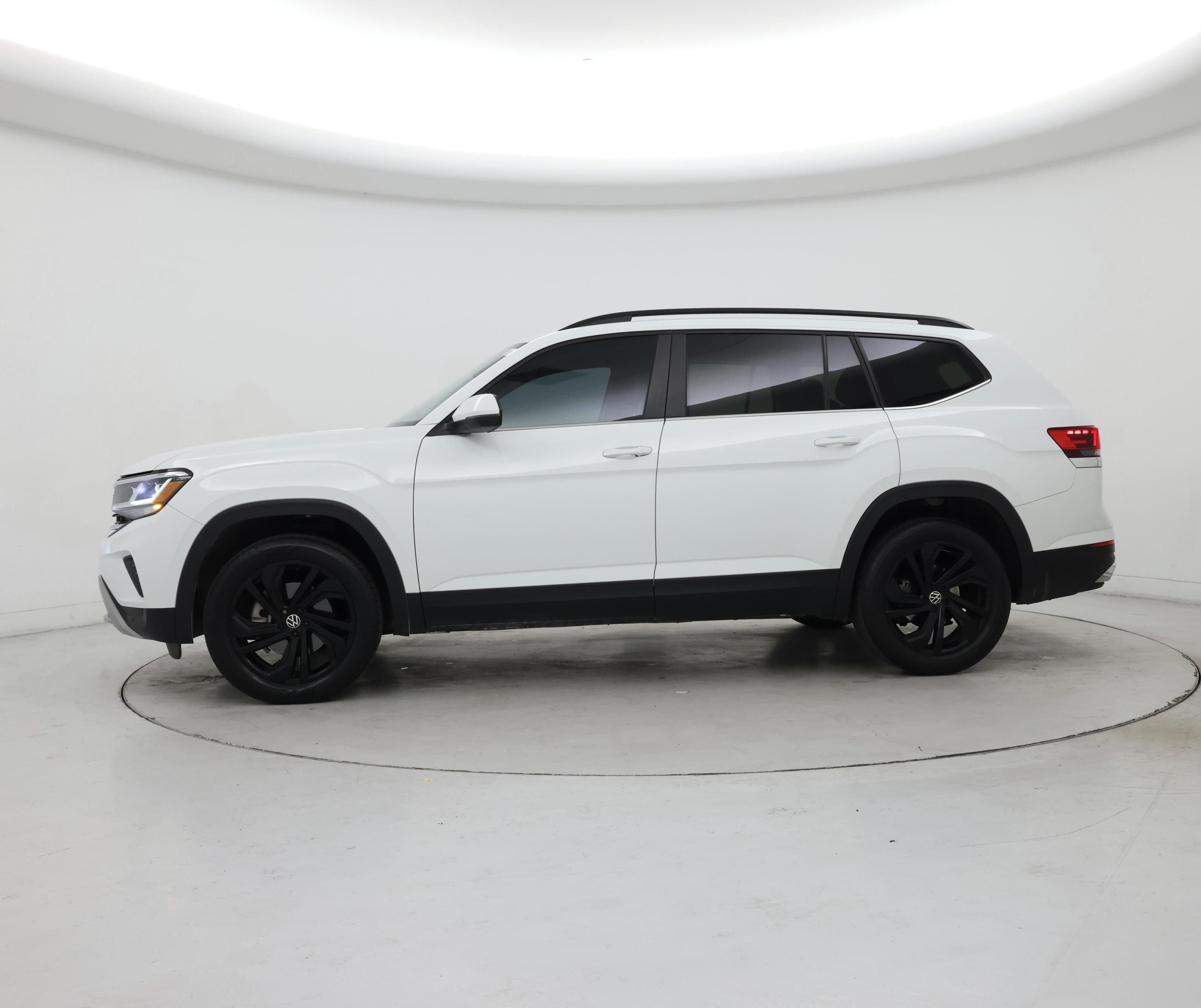 Thumbnail: 2023 Volkswagen Atlas - 3