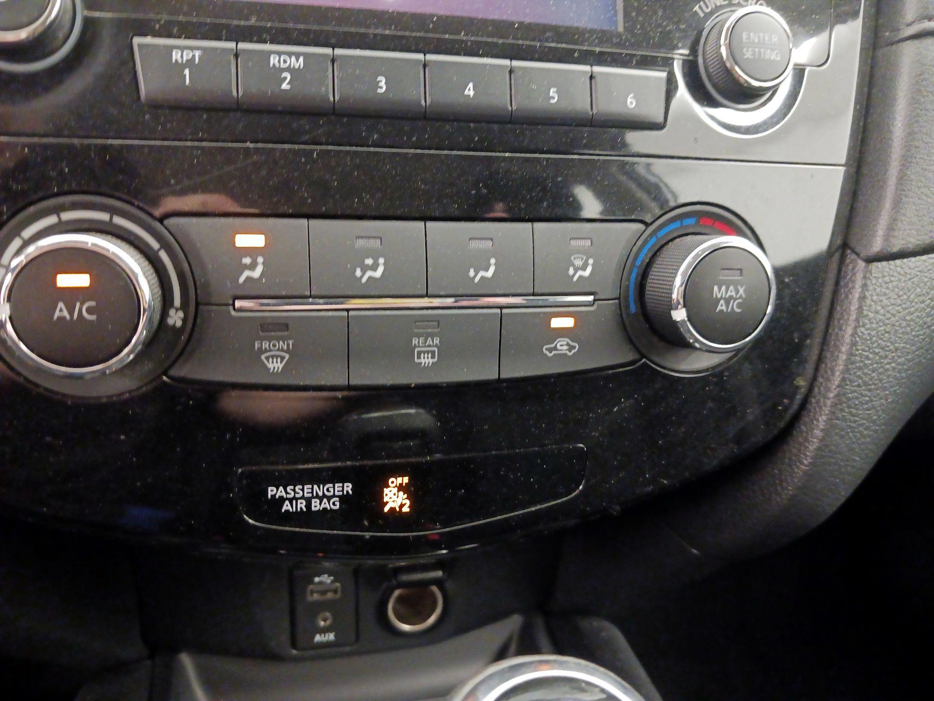 Thumbnail: 2017 Nissan Rogue - 16