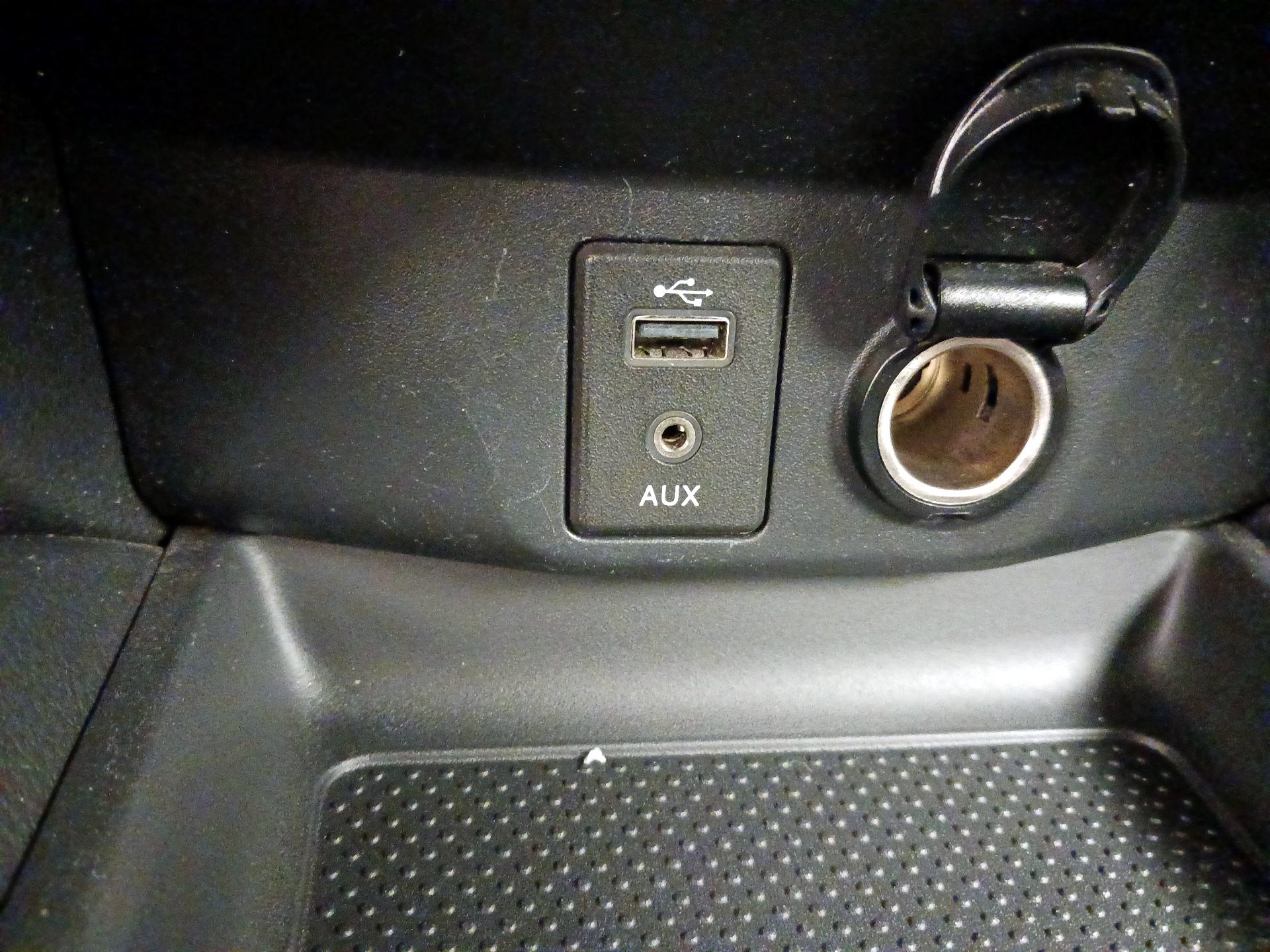 Thumbnail: 2017 Nissan Rogue - 18