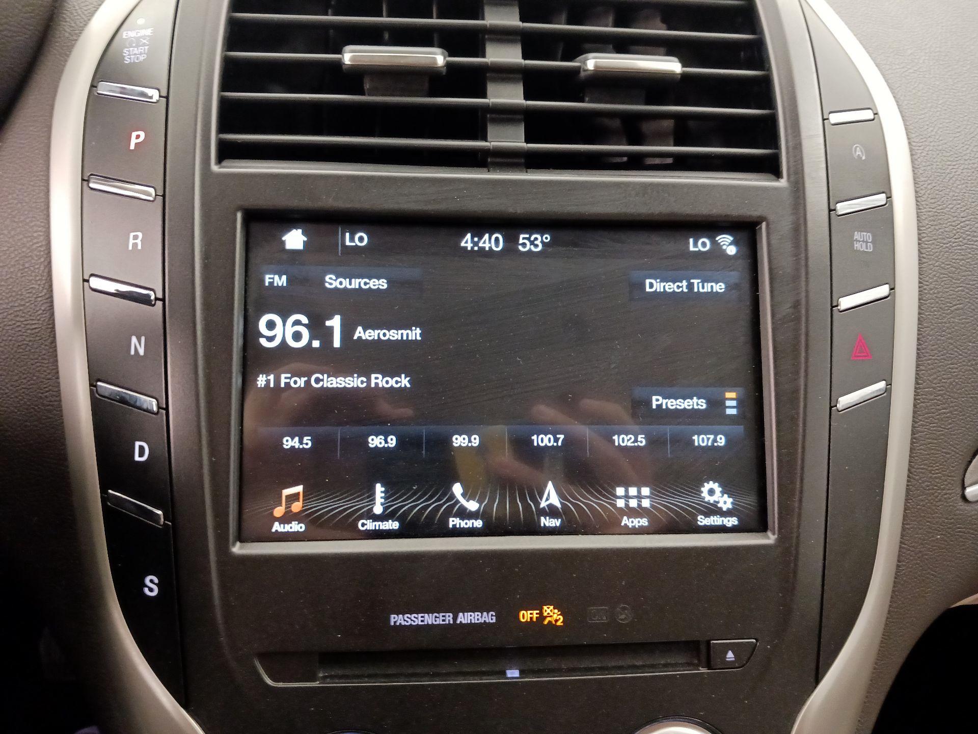 Thumbnail: 2019 Lincoln MKC - 16