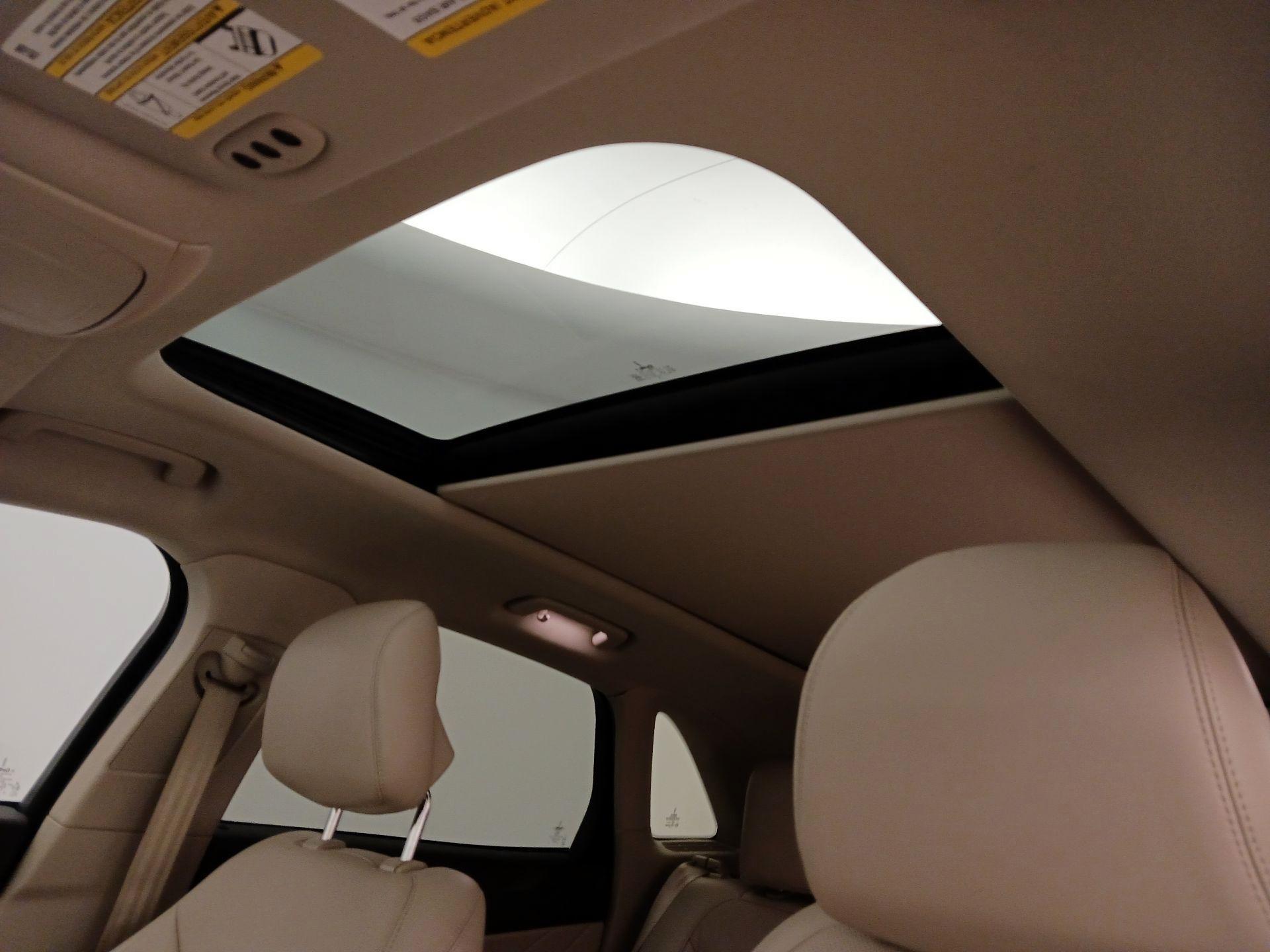 Thumbnail: 2019 Lincoln MKC - 20