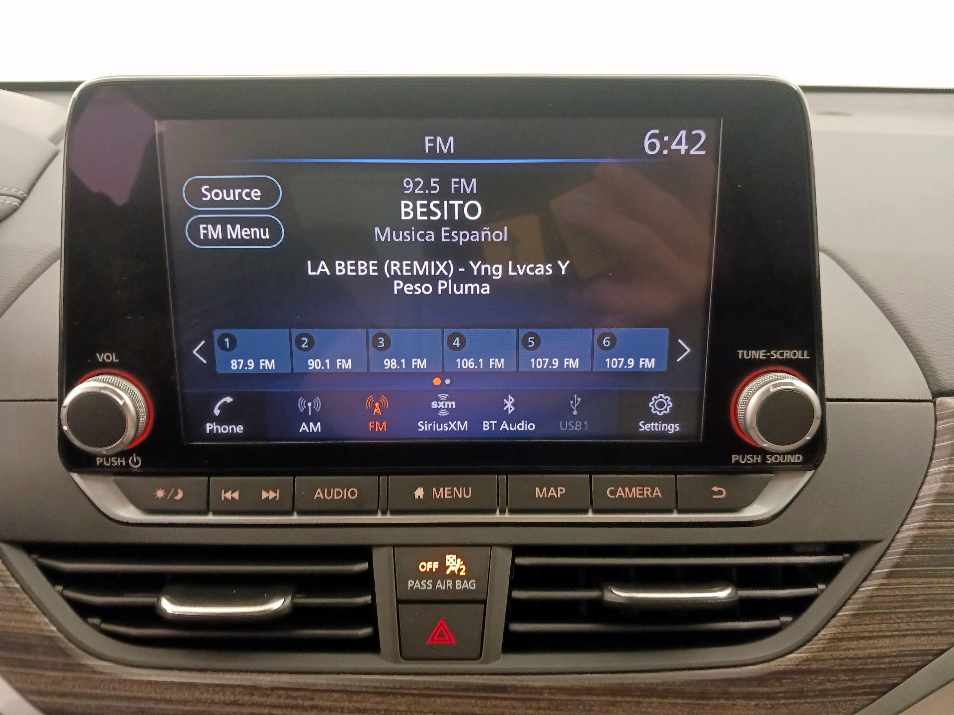 Thumbnail: 2022 Nissan Altima - 16