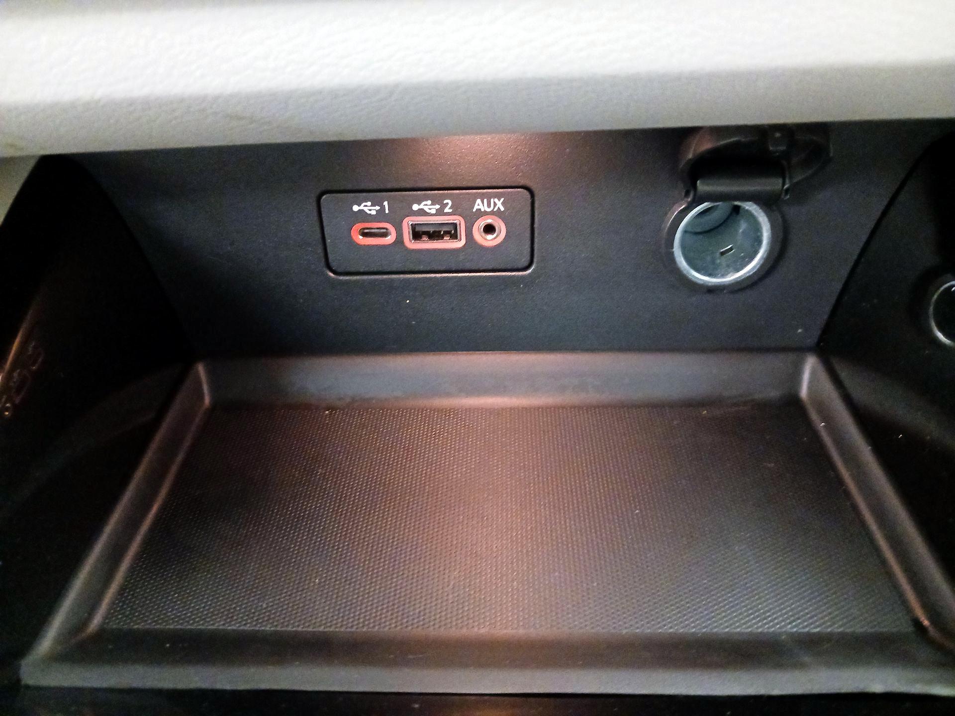 Thumbnail: 2022 Nissan Altima - 19