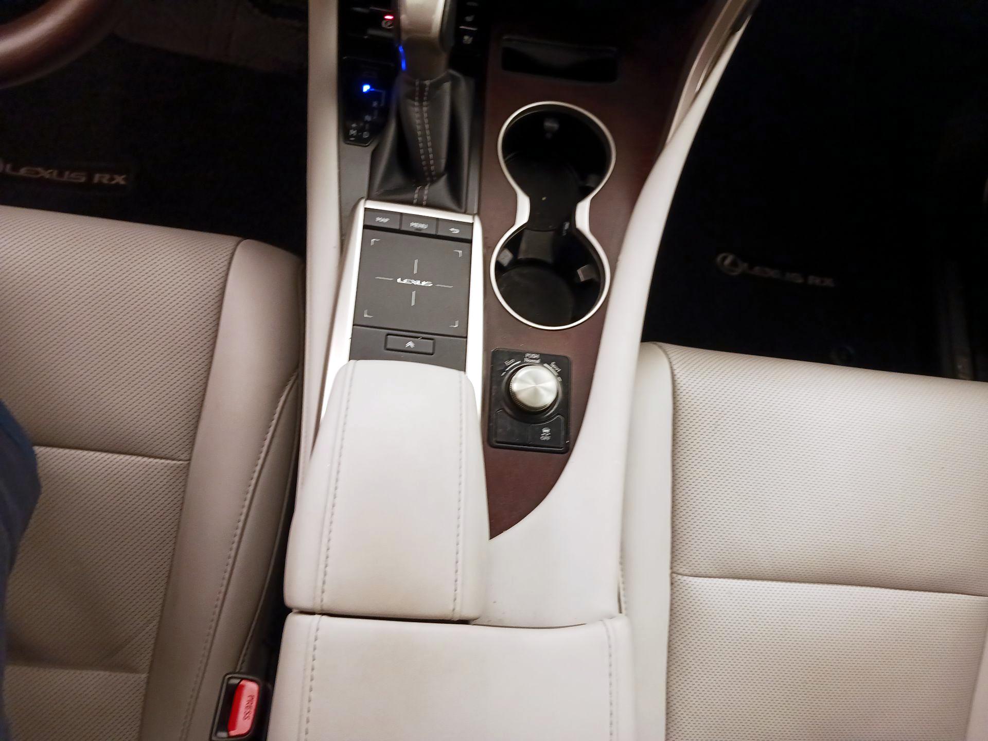 Thumbnail: 2020 Lexus RX - 18