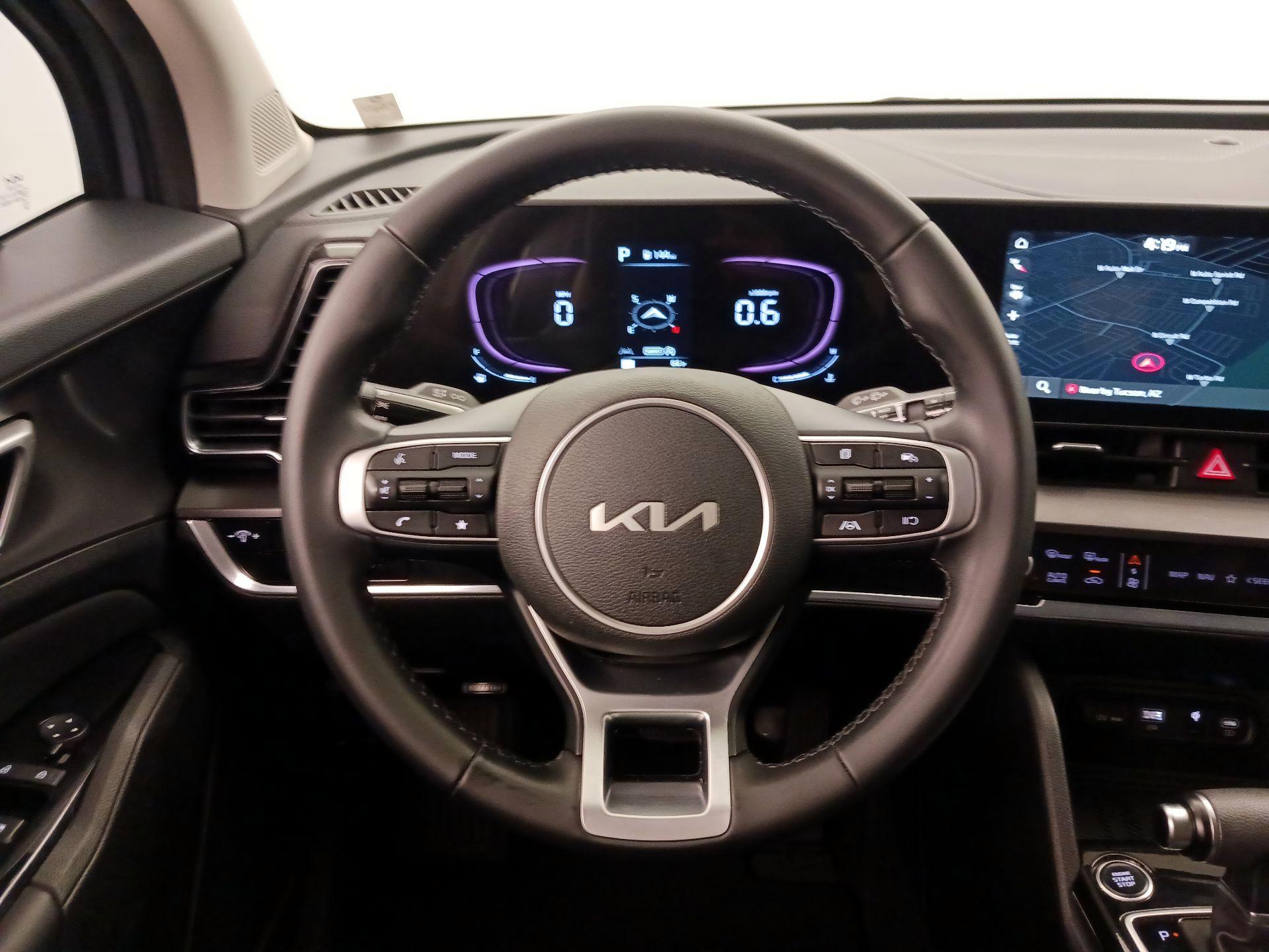 Thumbnail: 2023 Kia Sportage - 10