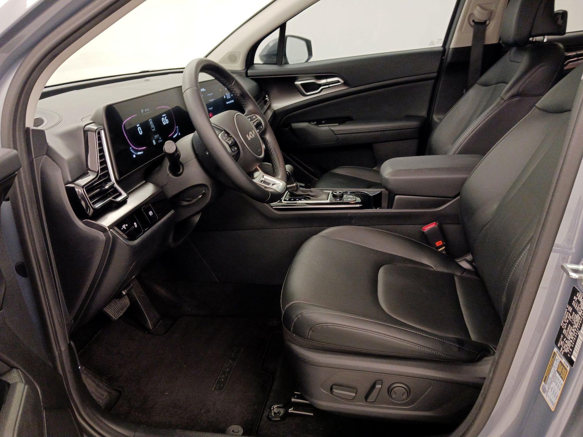 Thumbnail: 2023 Kia Sportage - 11