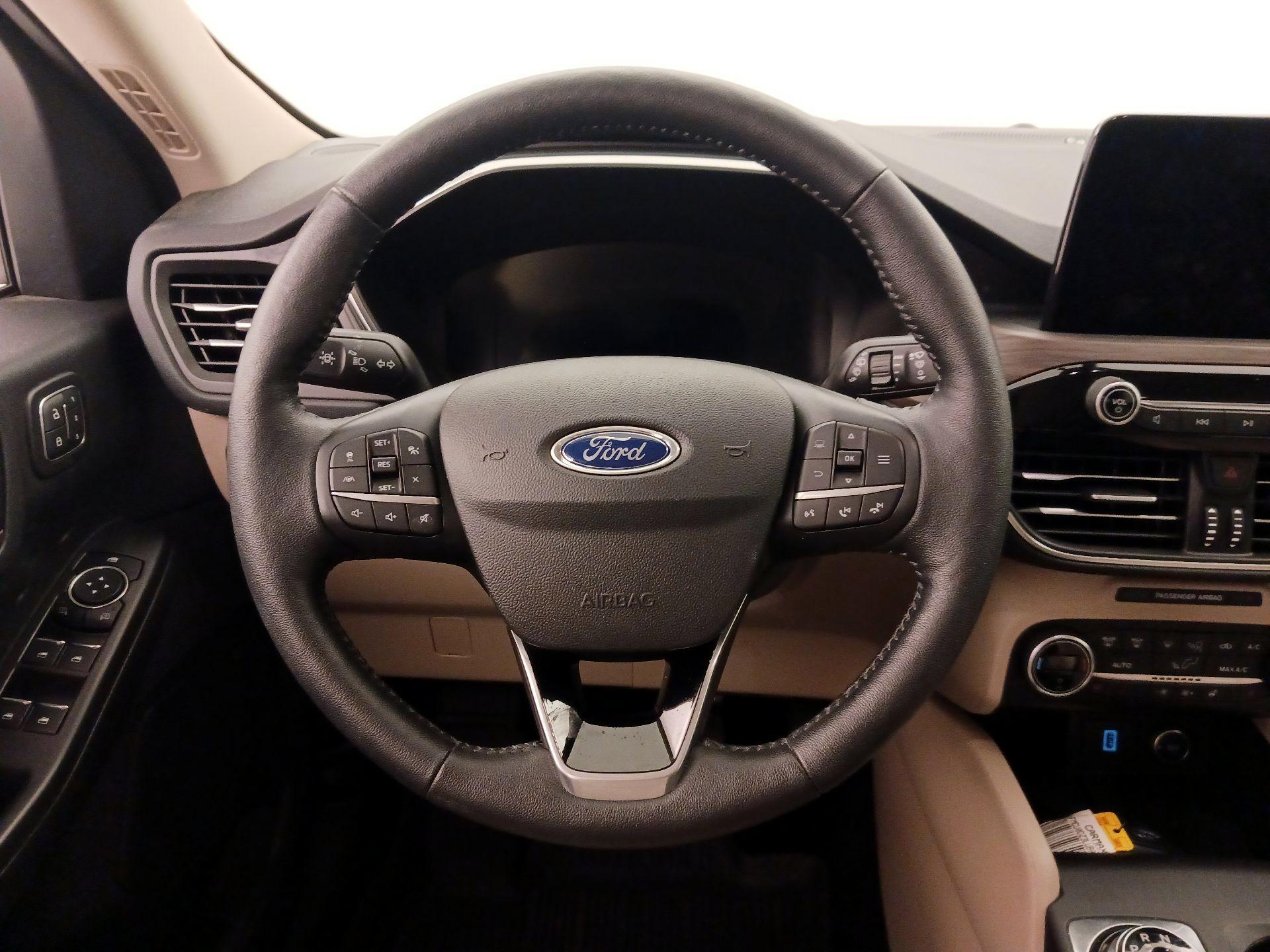 Thumbnail: 2020 Ford Escape - 10