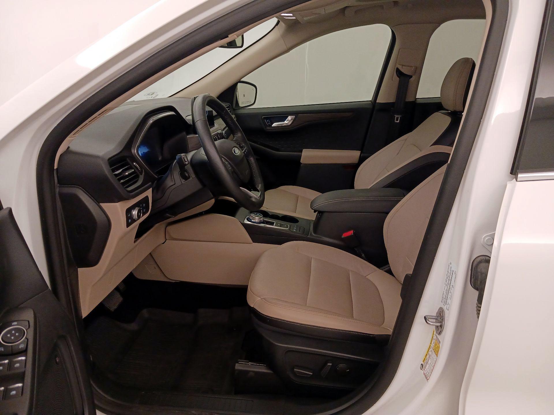 Thumbnail: 2020 Ford Escape - 11