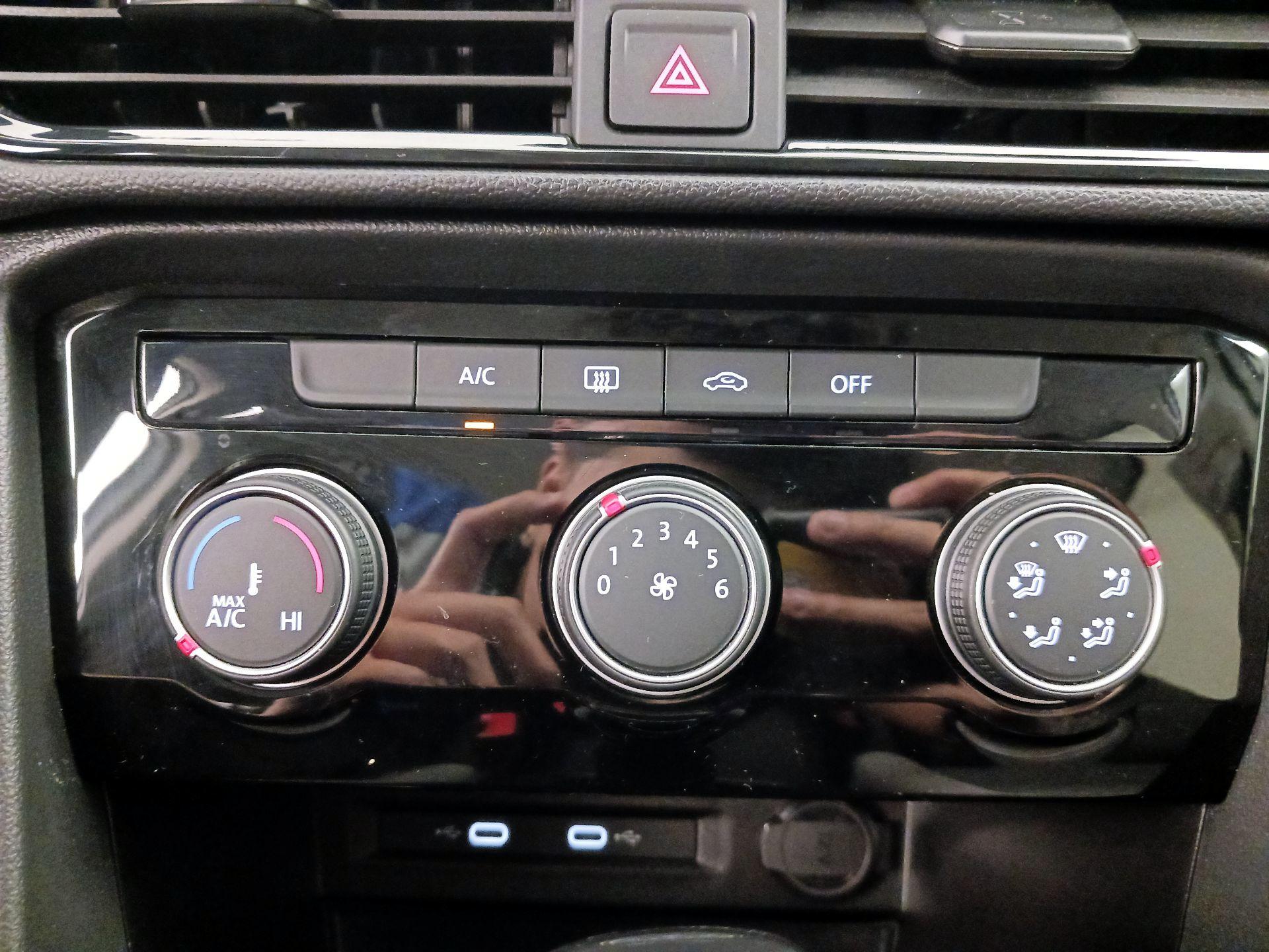 Thumbnail: 2023 Volkswagen Taos - 16