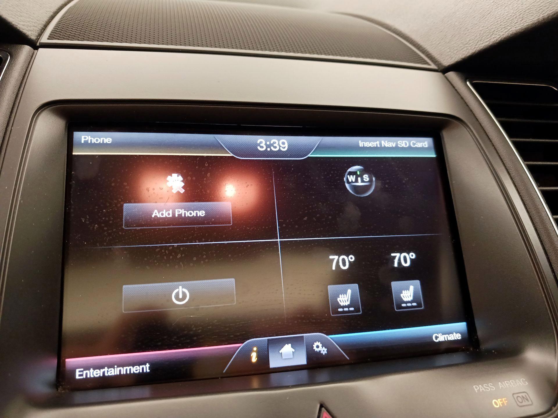 Thumbnail: 2015 Ford Taurus - 14