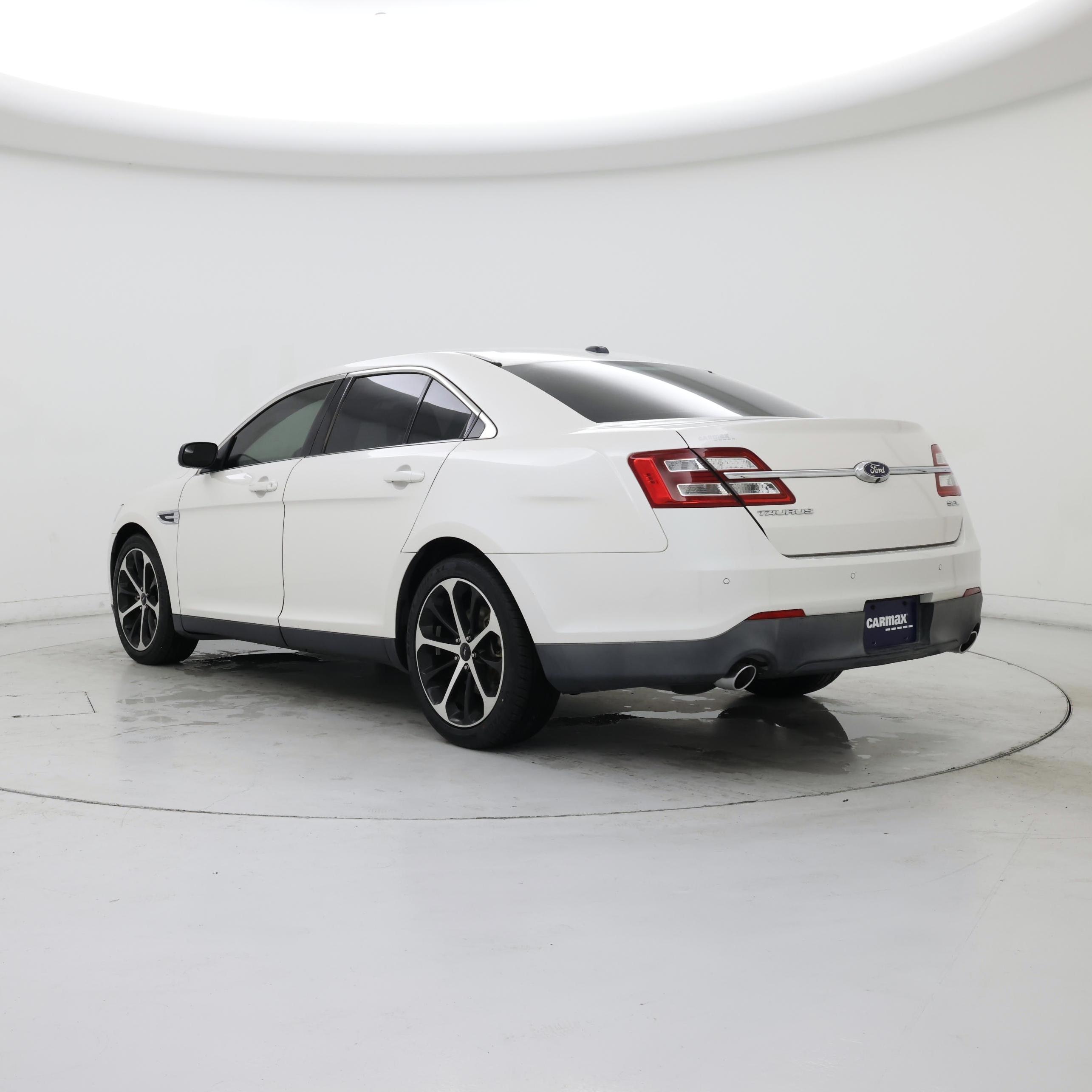 Thumbnail: 2015 Ford Taurus - 2