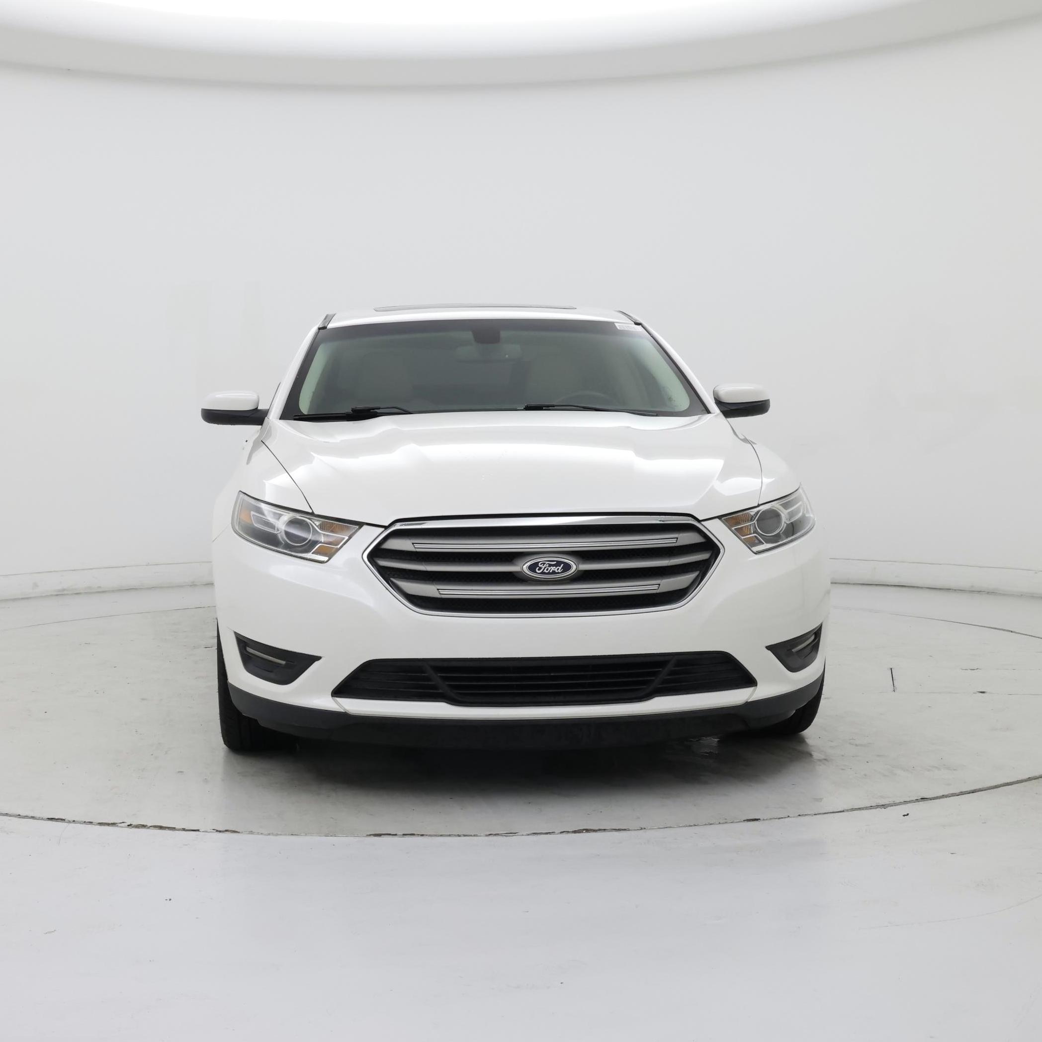 Thumbnail: 2015 Ford Taurus - 5