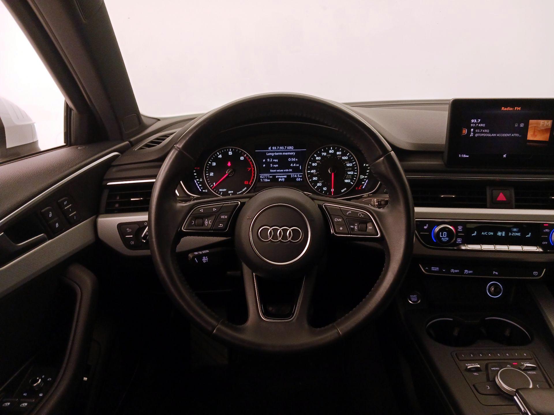Thumbnail: 2017 Audi A4 - 10