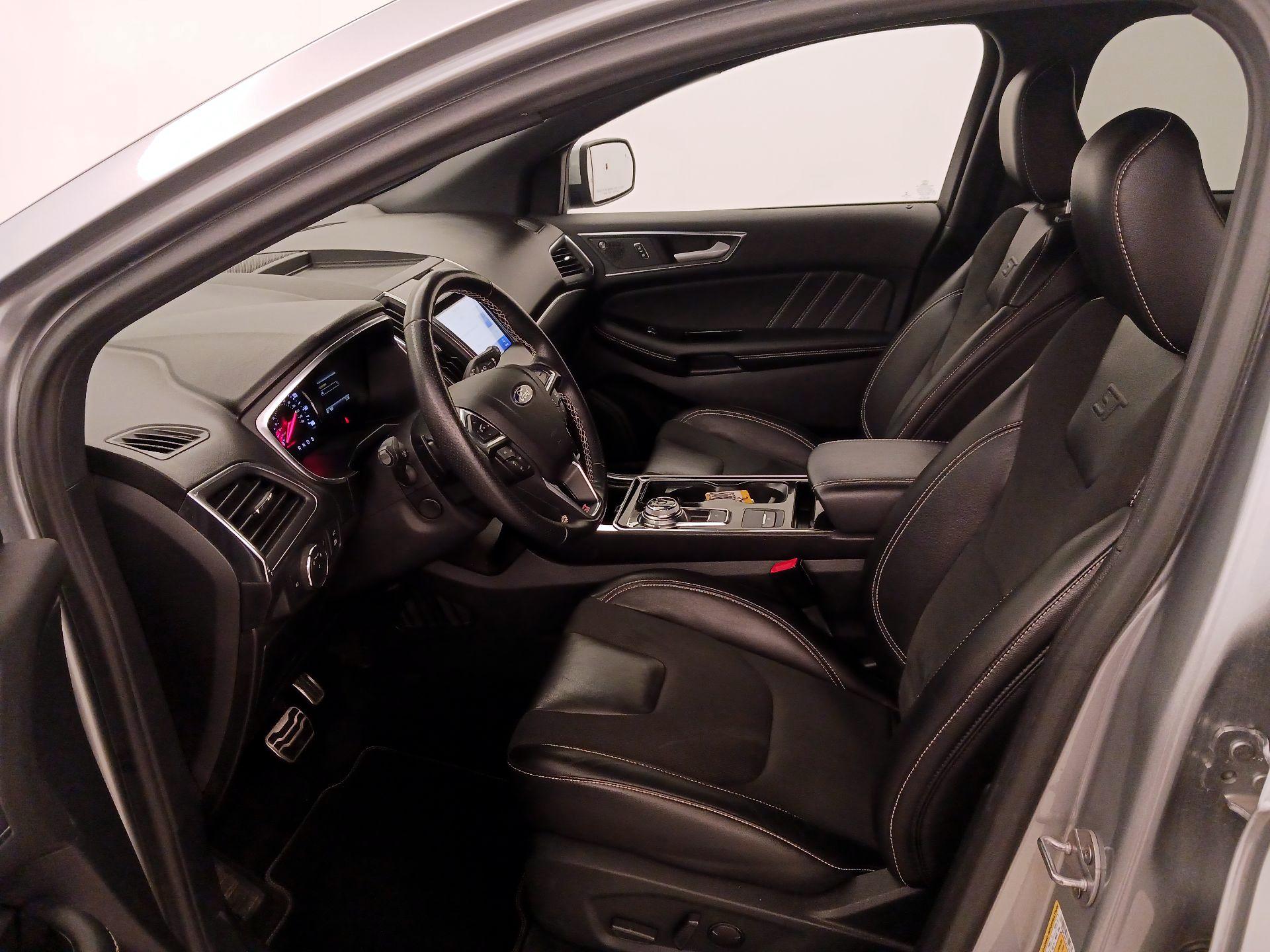 Thumbnail: 2020 Ford Edge - 11