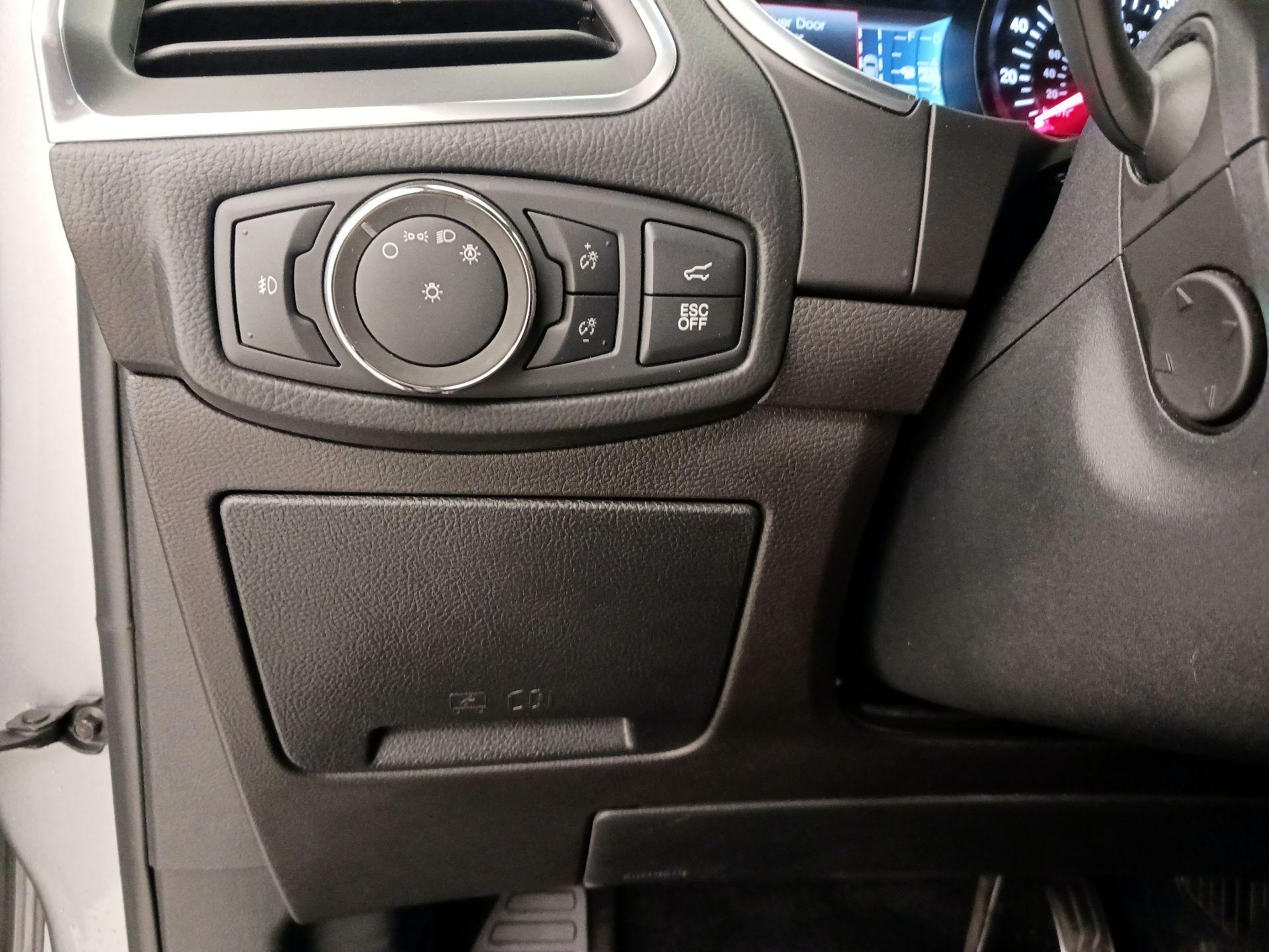 Thumbnail: 2020 Ford Edge - 13