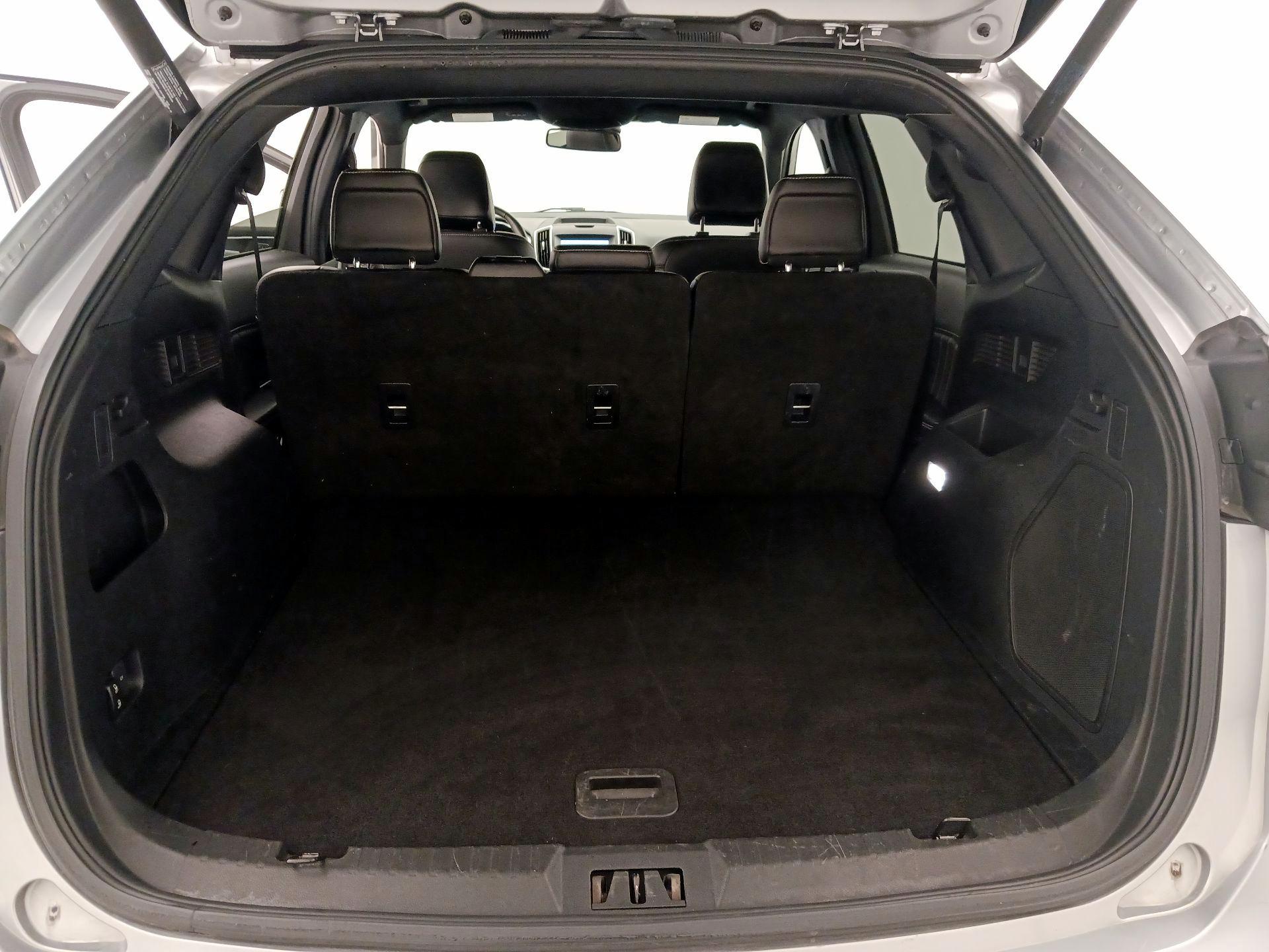 Thumbnail: 2020 Ford Edge - 20