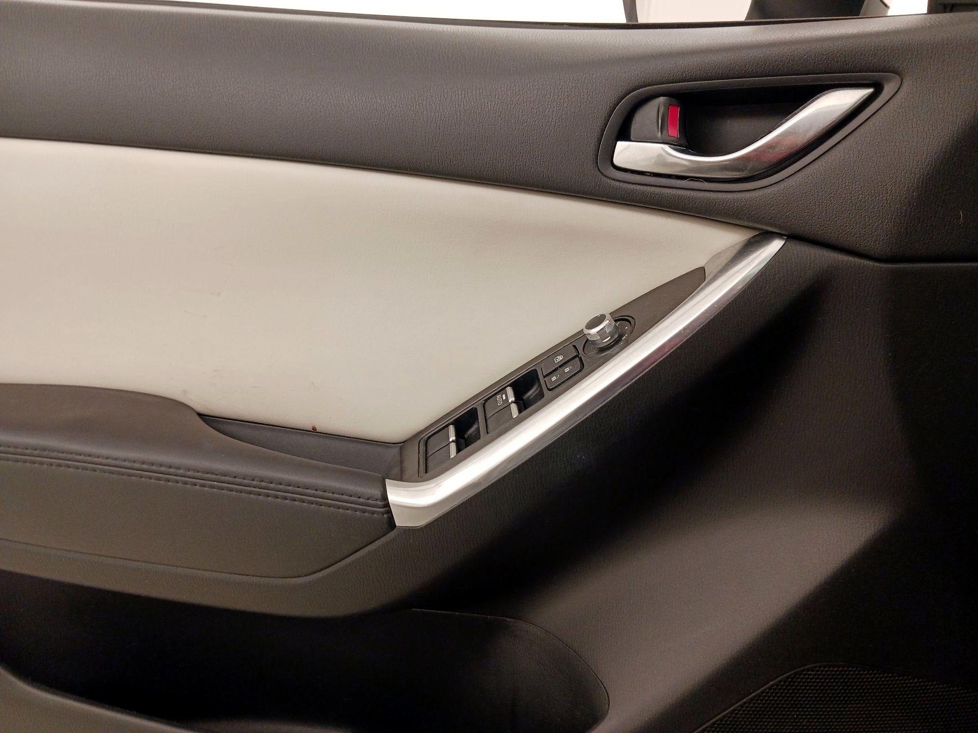 Thumbnail: 2016 Mazda CX-5 - 12