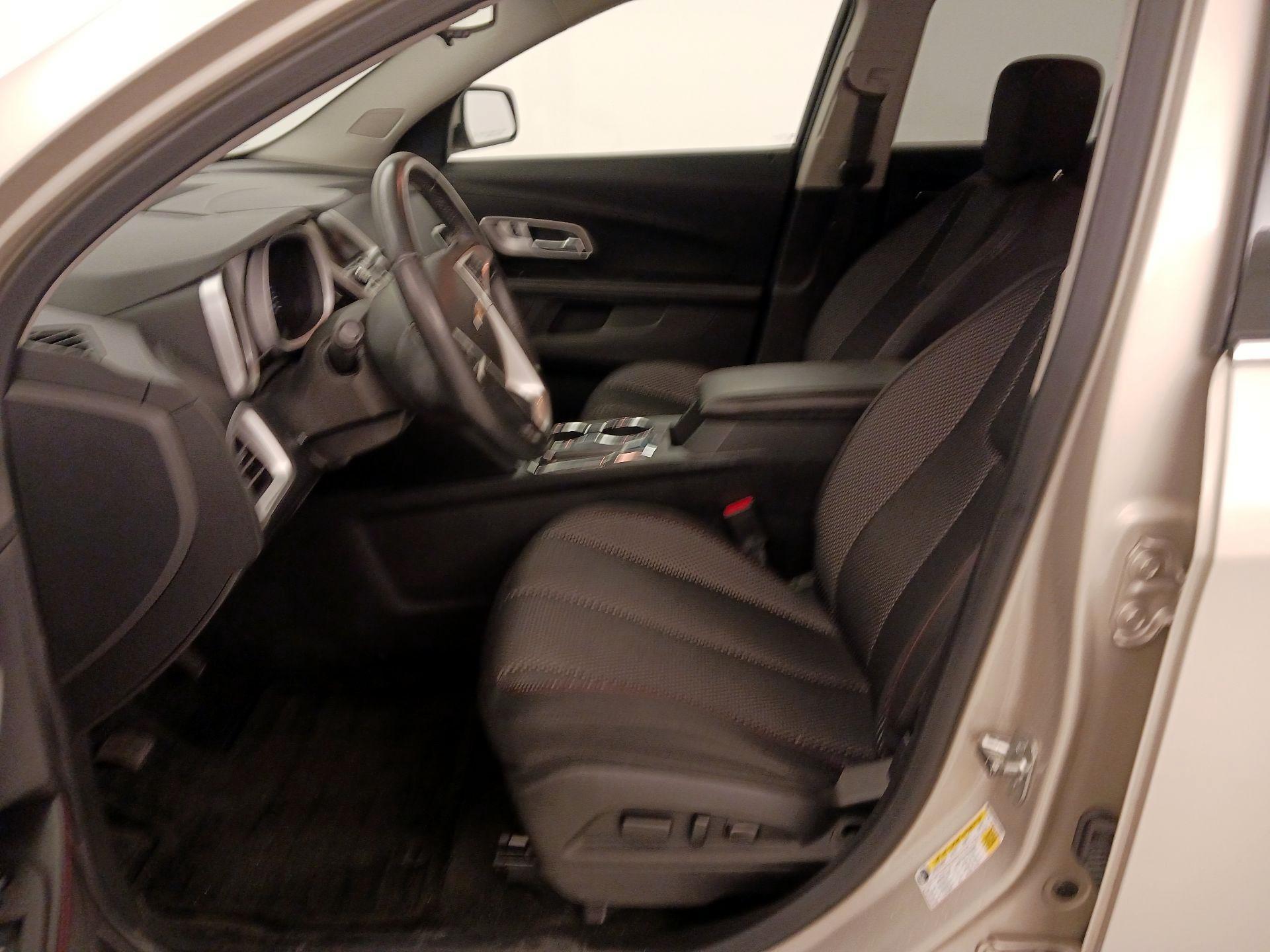 Thumbnail: 2015 Chevrolet Equinox - 11