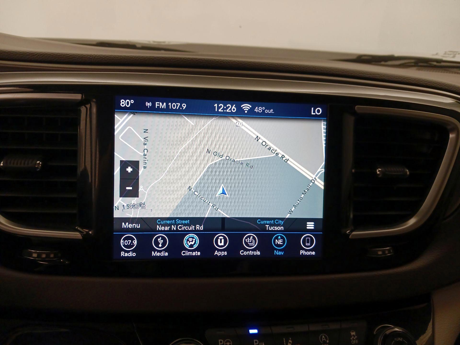 Thumbnail: 2018 Chrysler Pacifica - 14