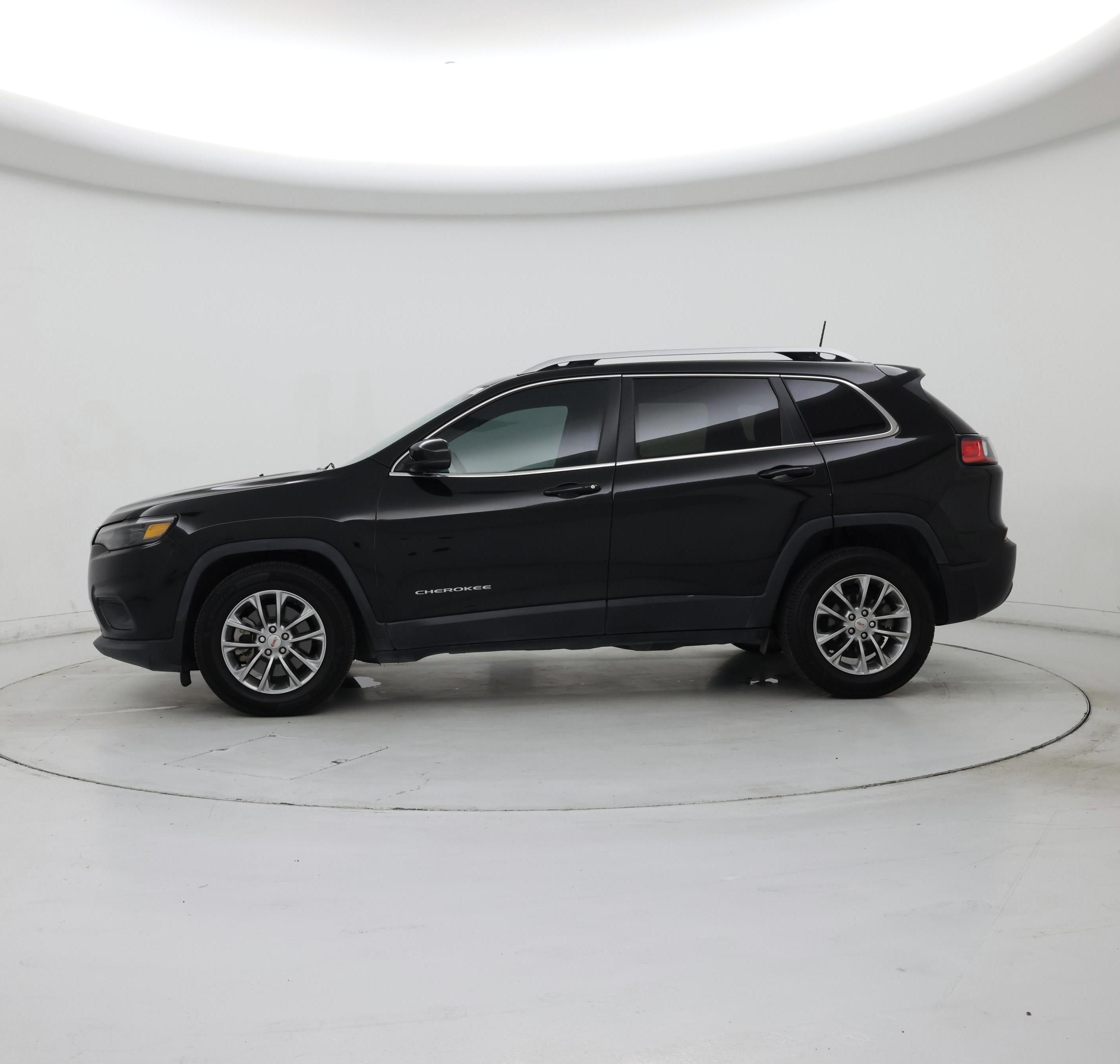 Thumbnail: 2019 Jeep Cherokee - 3