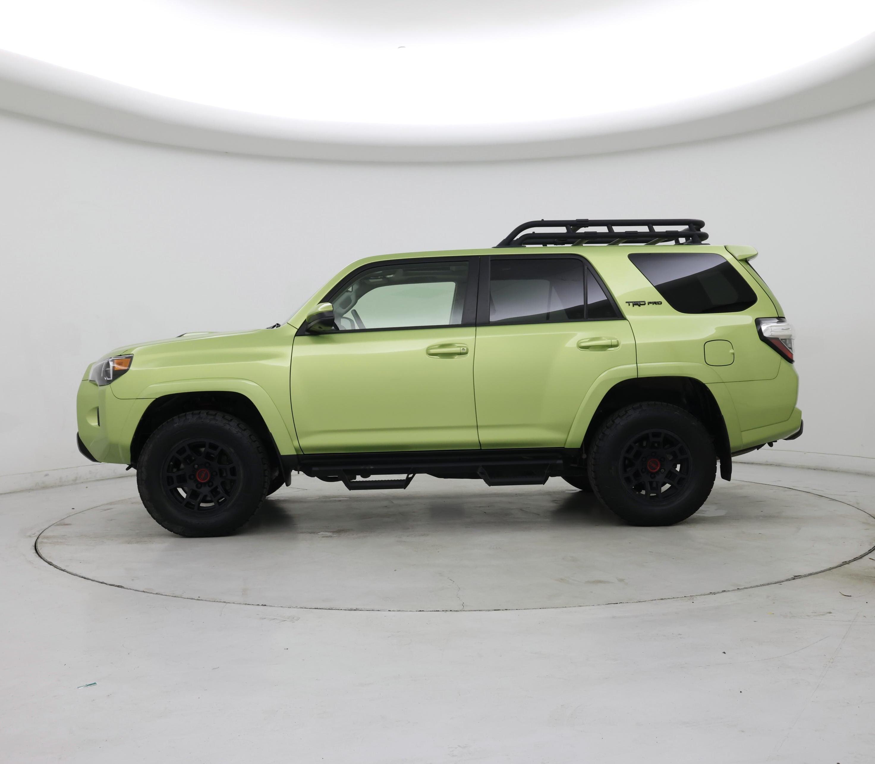 Thumbnail: 2022 Toyota 4Runner - 3