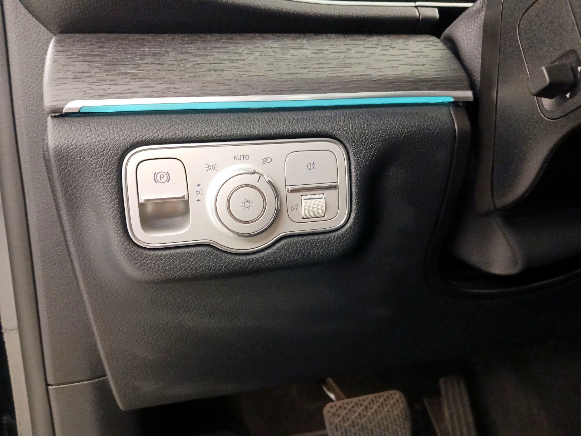 Thumbnail: 2022 Mercedes-Benz GLE - 13