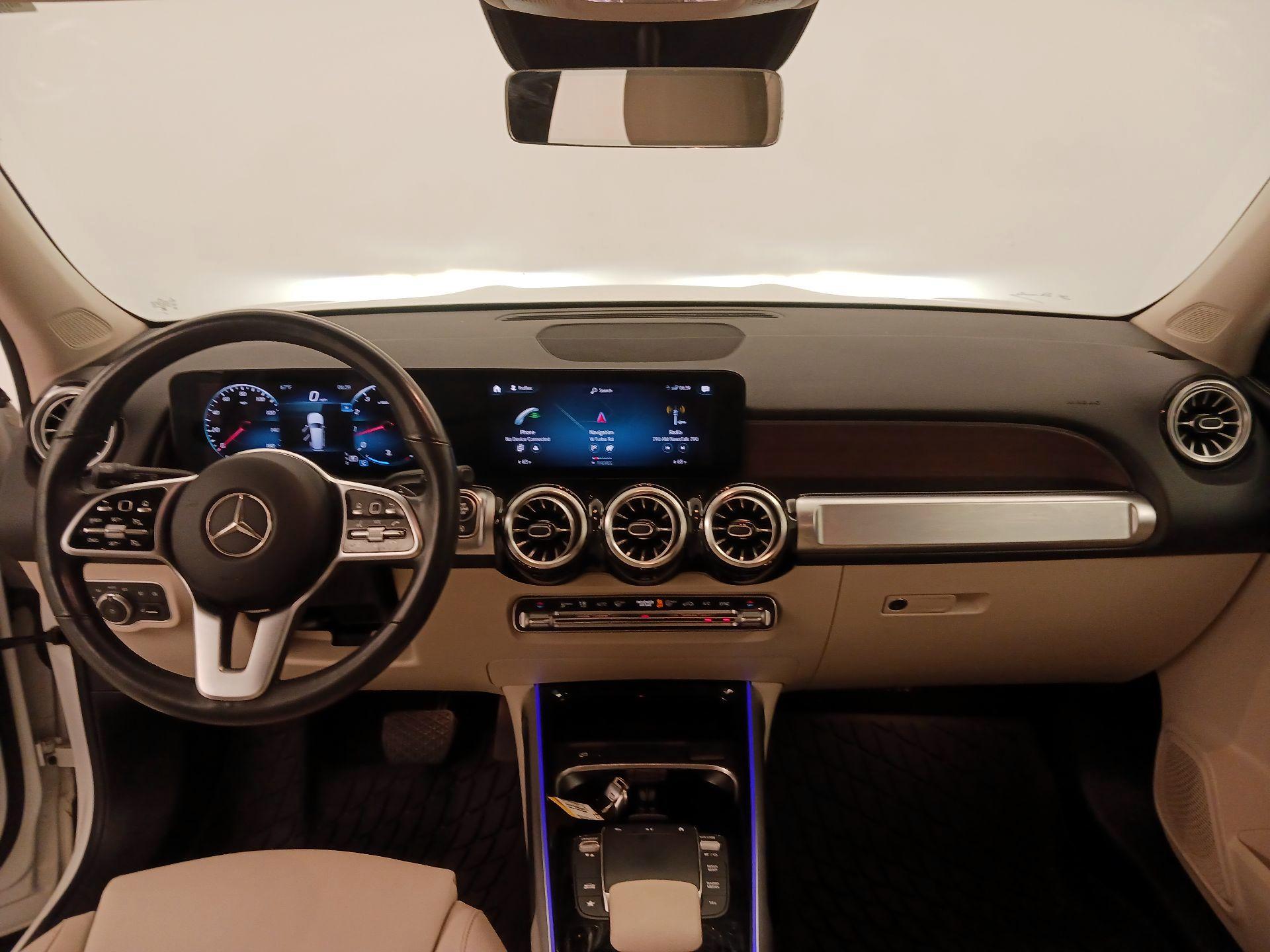 Thumbnail: 2022 Mercedes-Benz GLB - 9