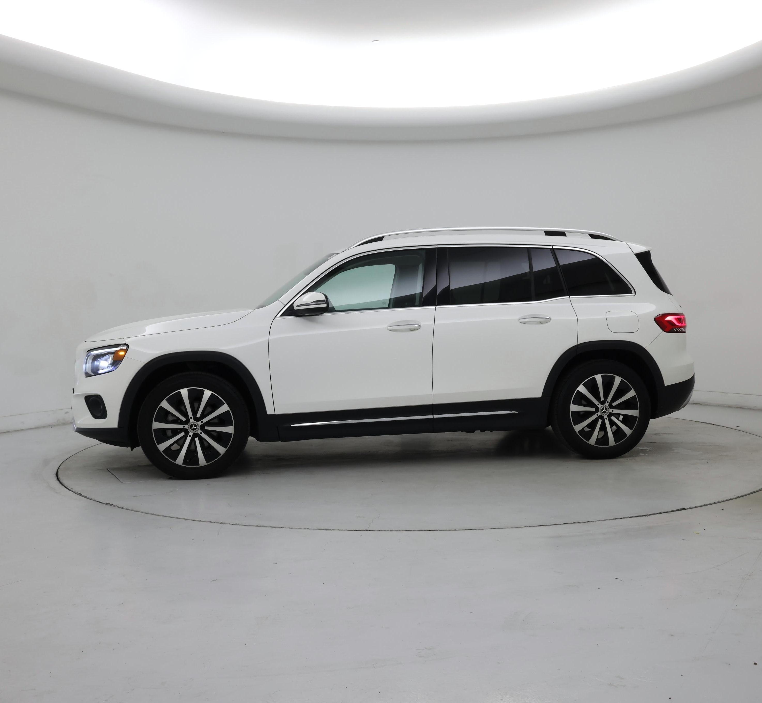Thumbnail: 2022 Mercedes-Benz GLB - 3