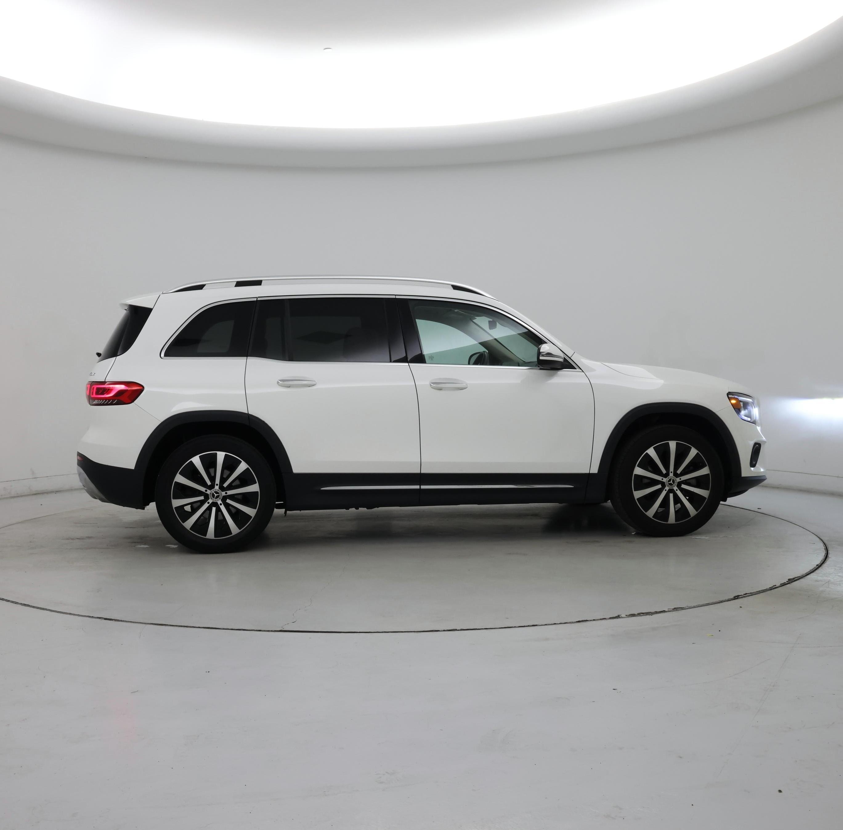Thumbnail: 2022 Mercedes-Benz GLB - 7
