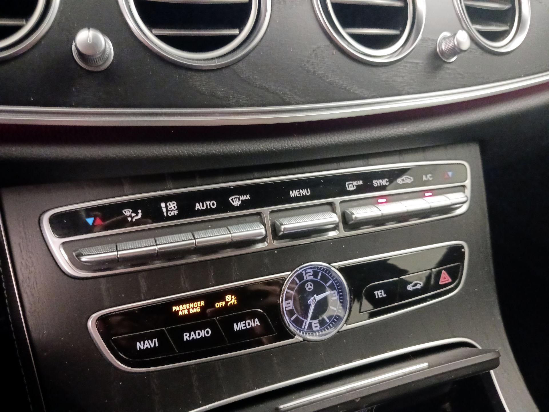 Thumbnail: 2018 Mercedes-Benz E-Class - 17