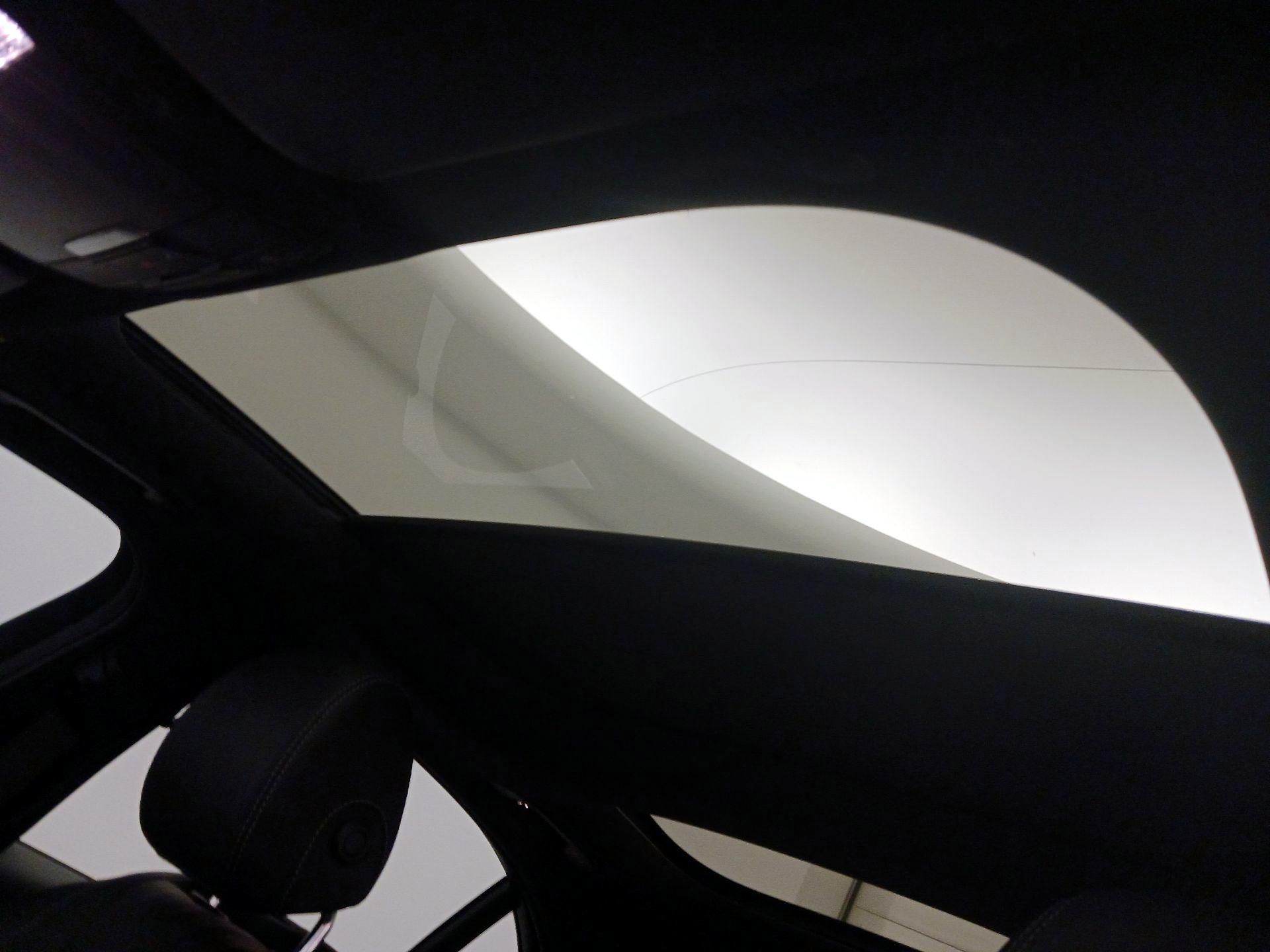 Thumbnail: 2018 Mercedes-Benz E-Class - 20