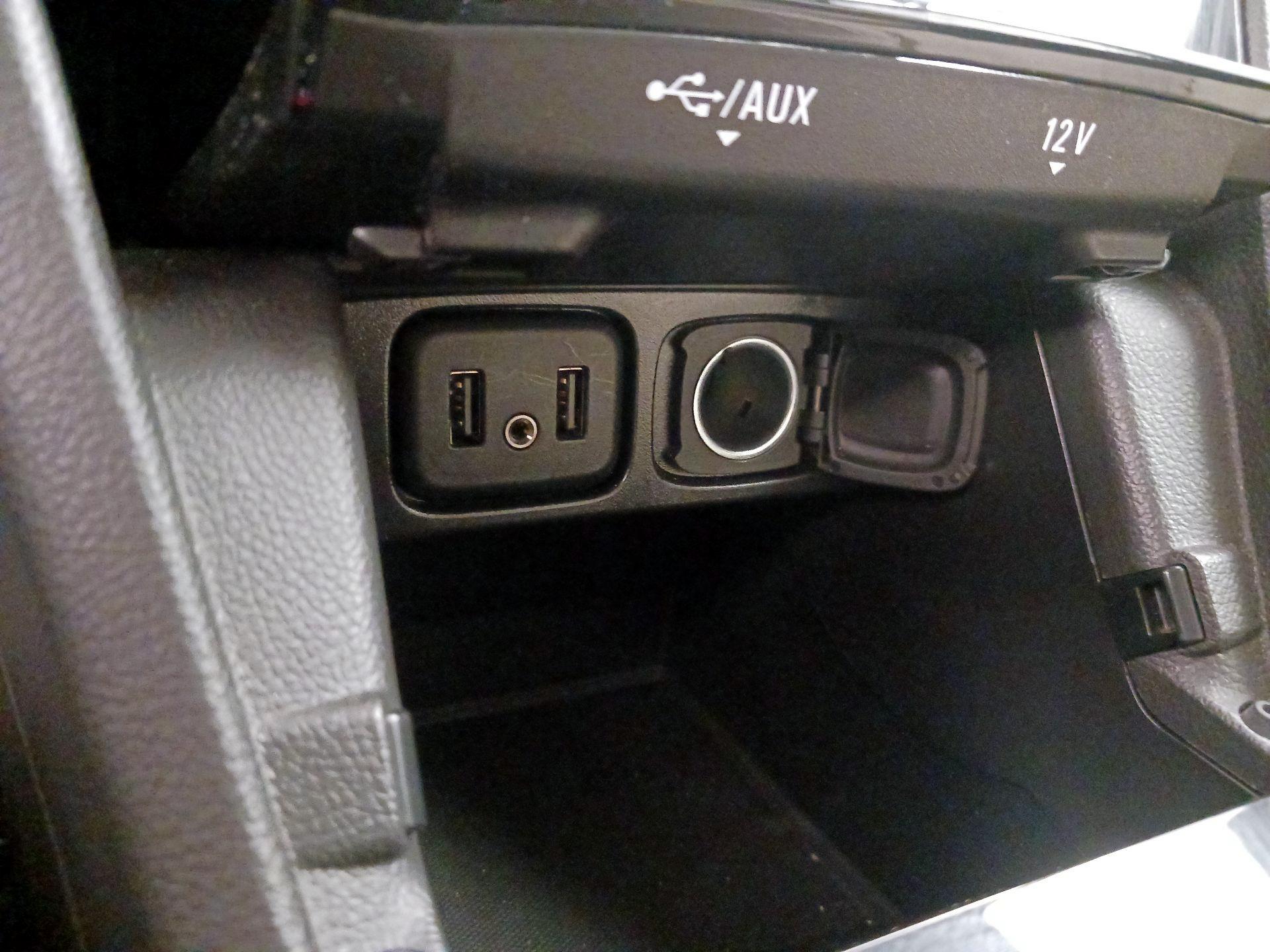 Thumbnail: 2019 Buick Encore - 19